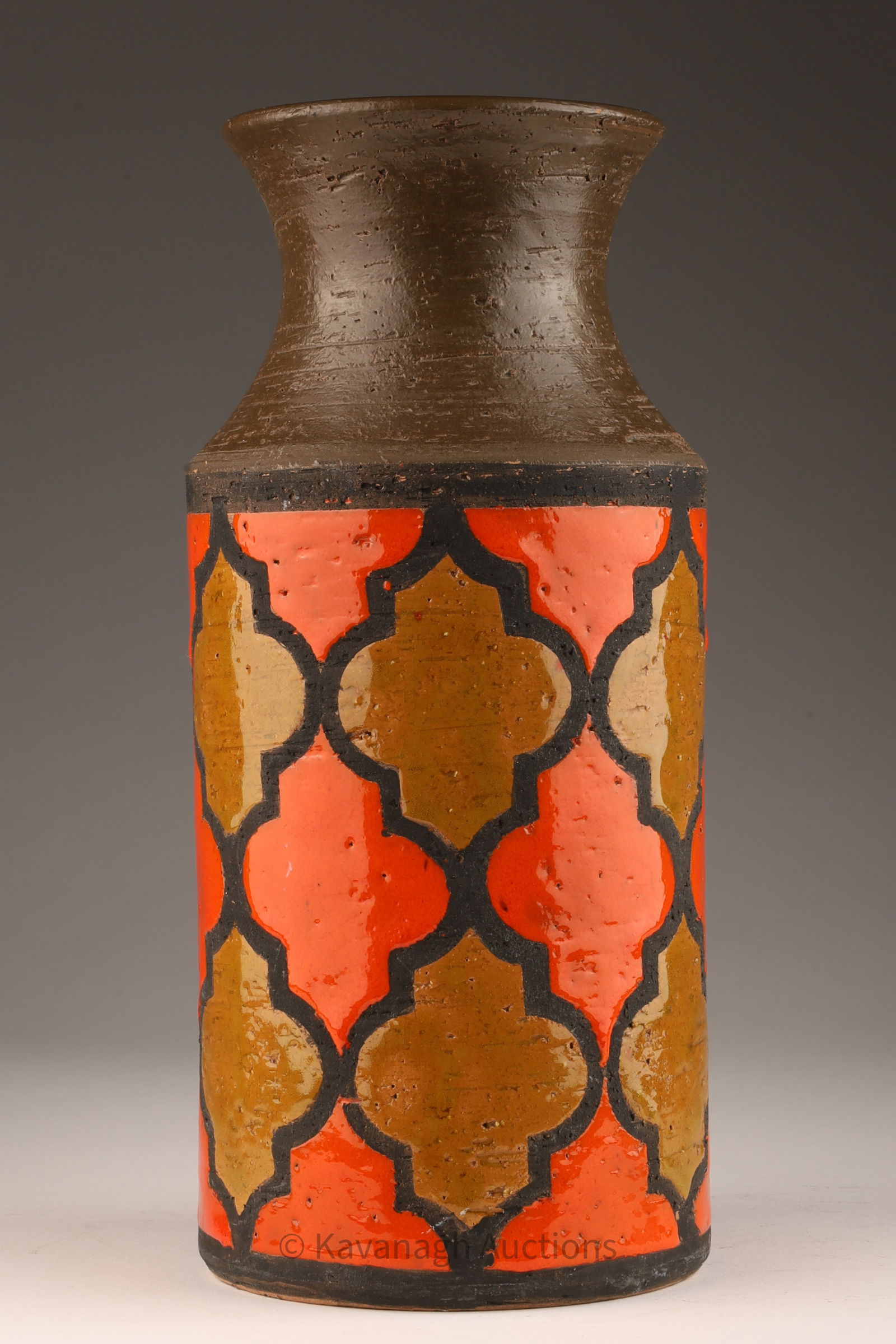 MCM Aldo Londi Bitossi Tri Colour Geometric Vase: Mid Century Modern Aldo Londi Bitossi Three Colour Geometric Vase. With original Raymor sticker on base. 11.25 inches H x 5 W.