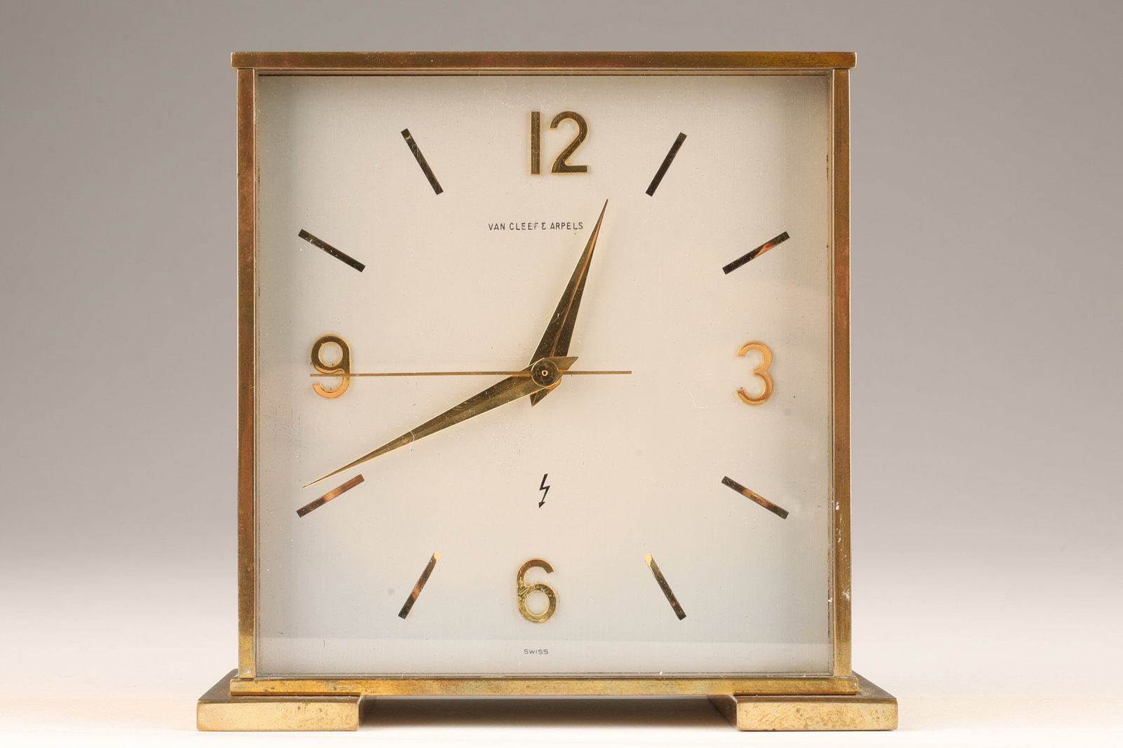 Van Cleef and Arpels Desk Clock (1 of 6)