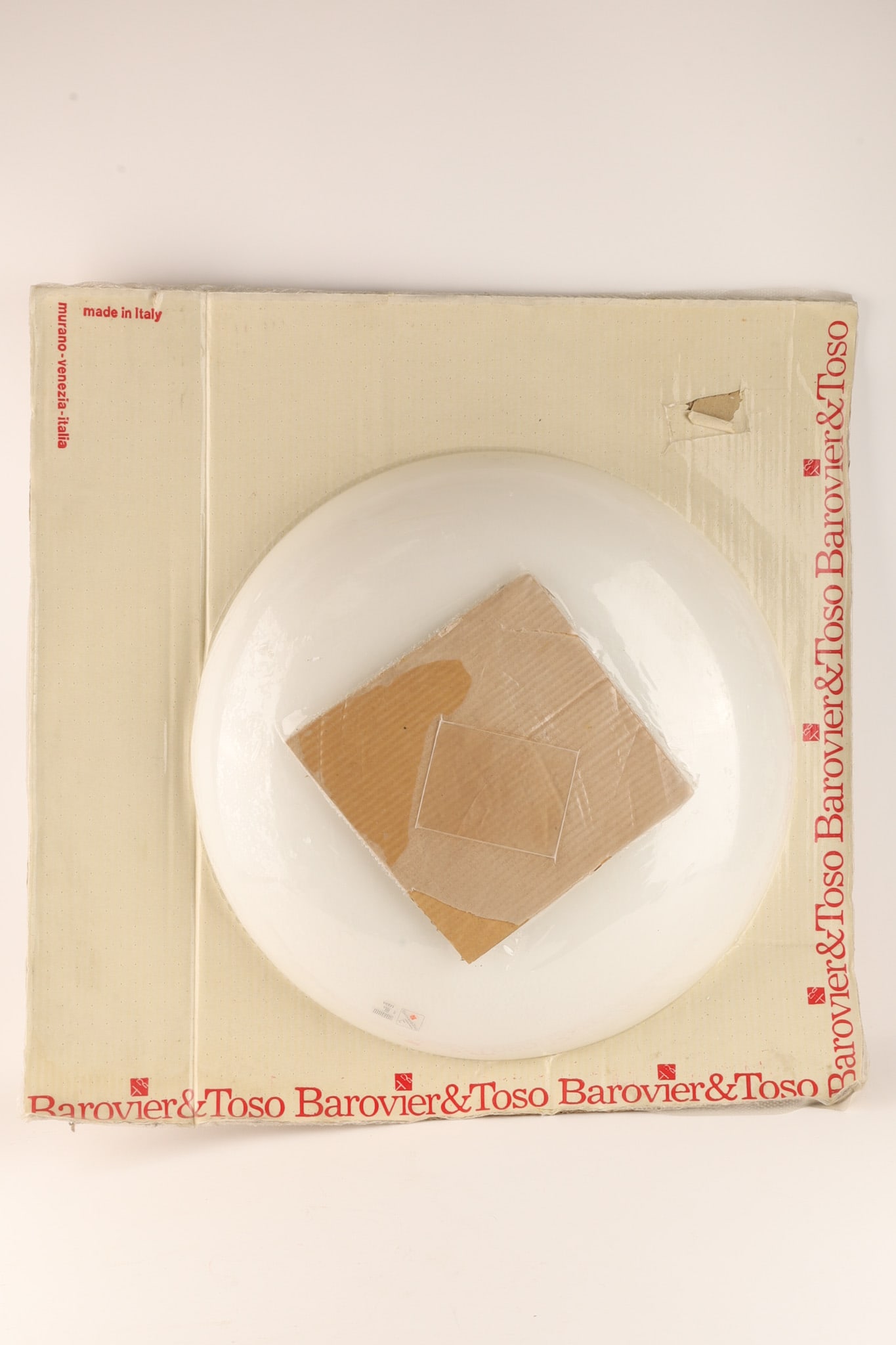 Mid Century Murano Barovier Toso Glass Shade NIB: Mid Century Murano Barovier Toso Glass Shade in original packaging. Shade measures 19 inches W x 4 H, fitter opening measures 6.25, packaging measures 27 x 27 inches.
