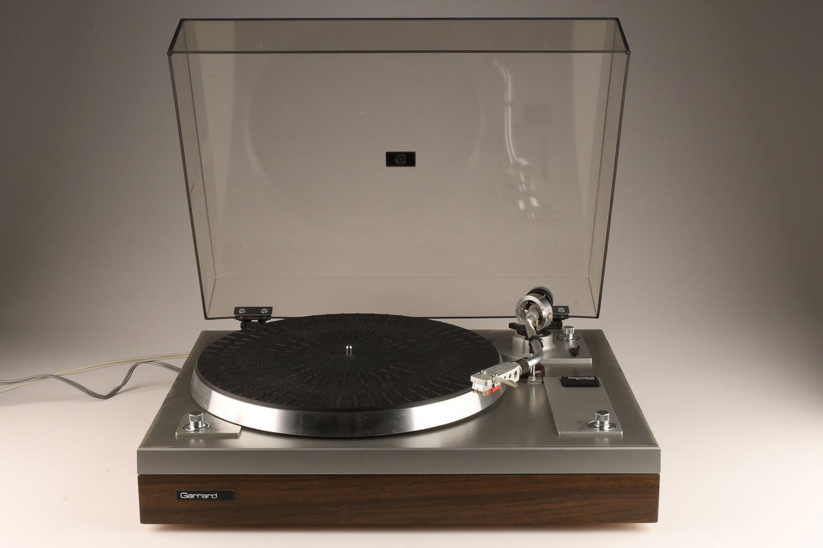 Vintage Garrard GT-20 Turntable Record Player (1 of 7)