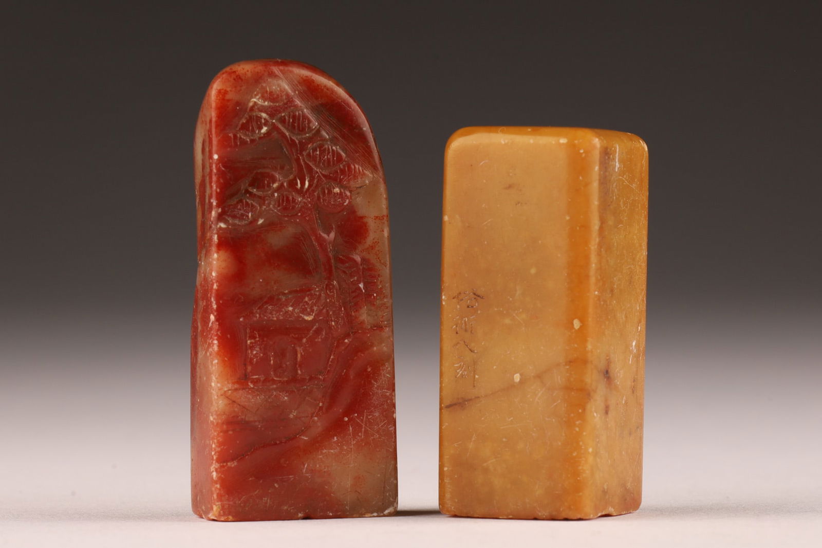 Lot Antique Chinese Carved Hardstone Seals (1 of 5)