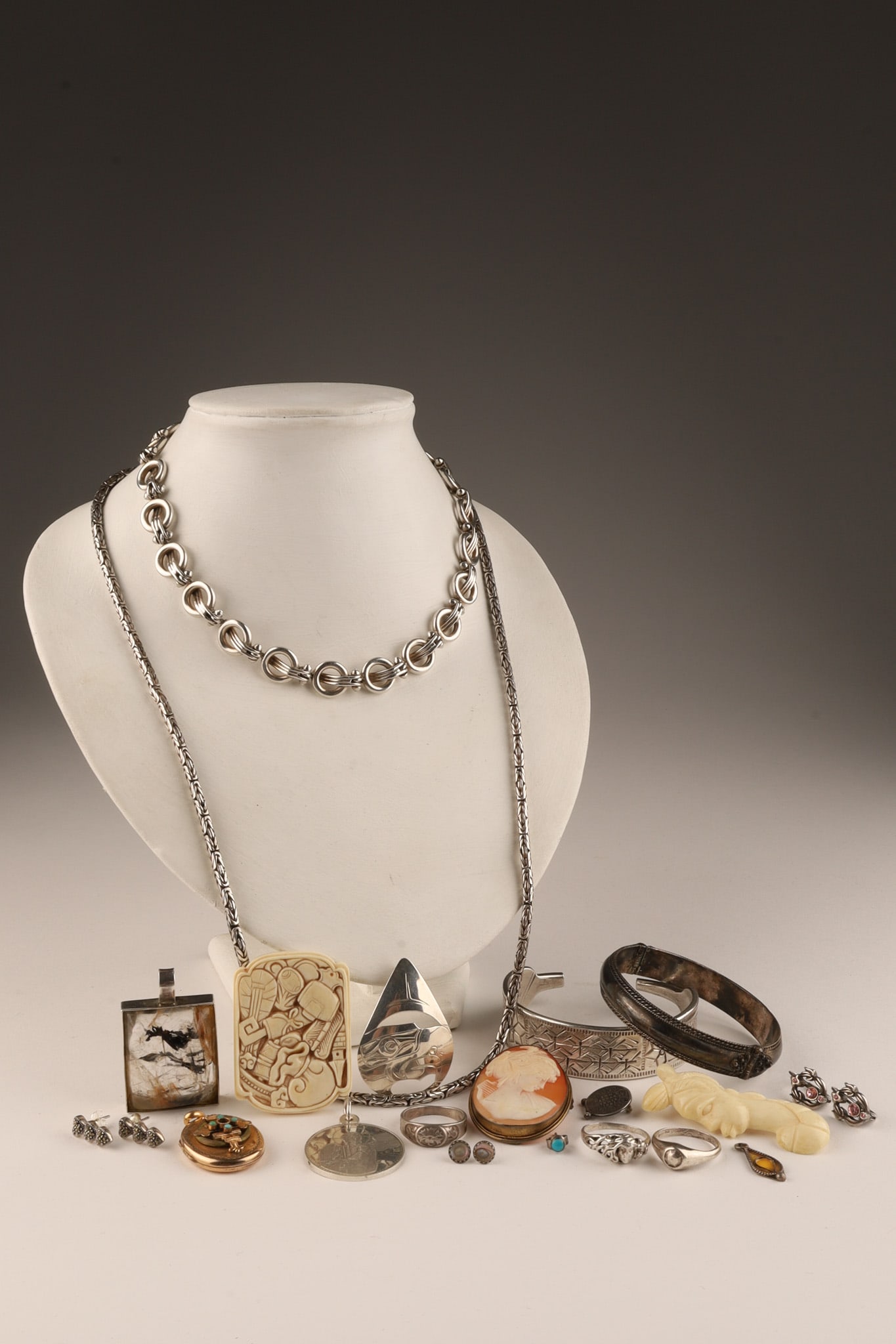 Sterling Silver Jewelry Lot, Bracelets, Necklaces (1 of 8)