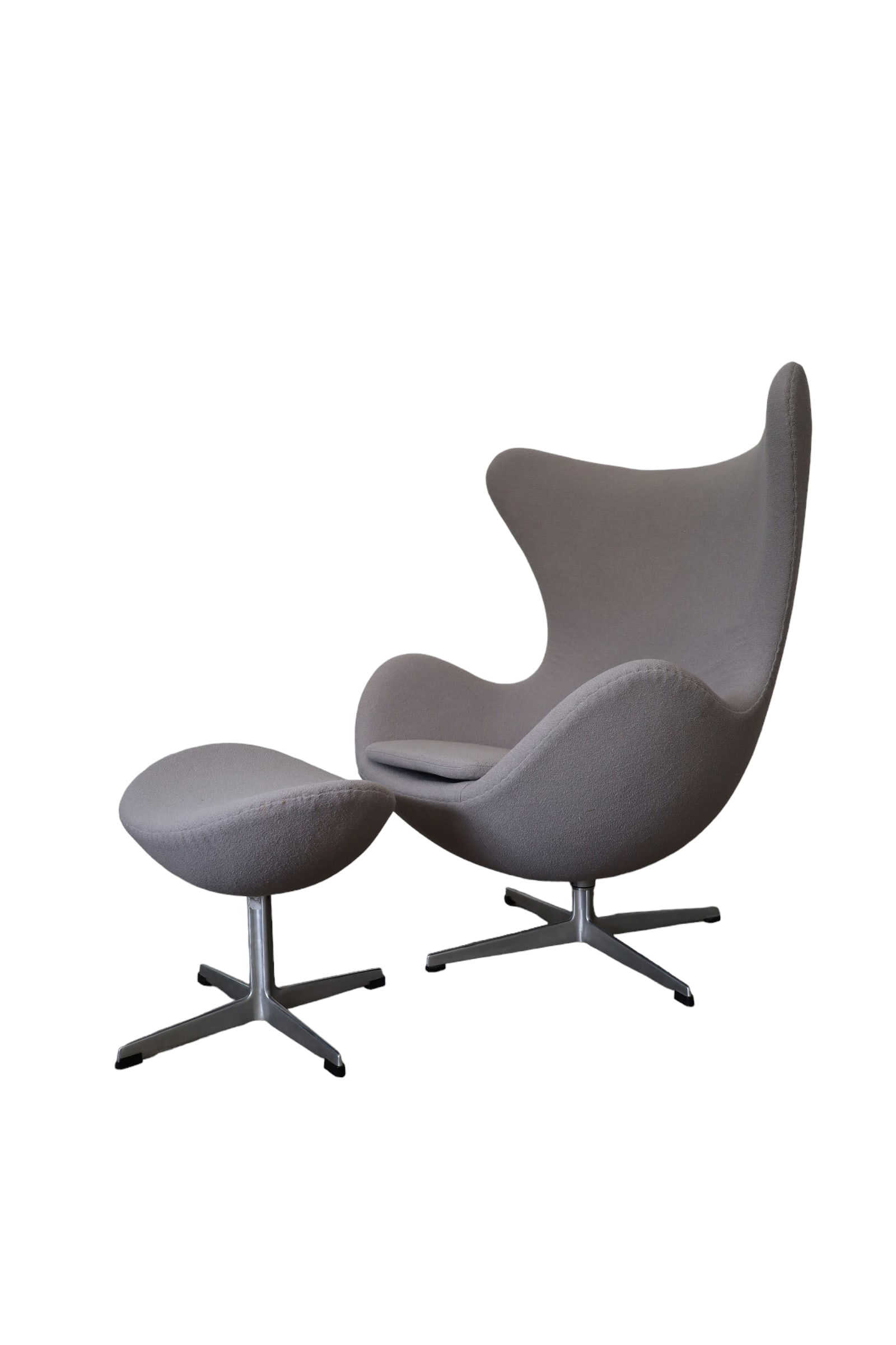 Mid Century Modern Arne Jacobsen Egg Chair Ottoman (1 of 8)