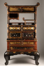 Rare Japanese Two-Piece Black Lacquer Shodana