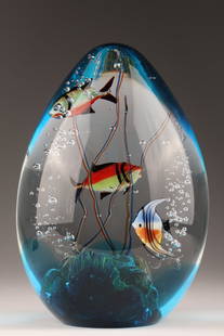 Large Murano Elio Raffaeli Birks Glass Aquarium: Large Murano Elio Raffaeli for Birks Art Glass Aquarium. Needle signed Birks on base, measures 7.5 inches H x 4.5 W.