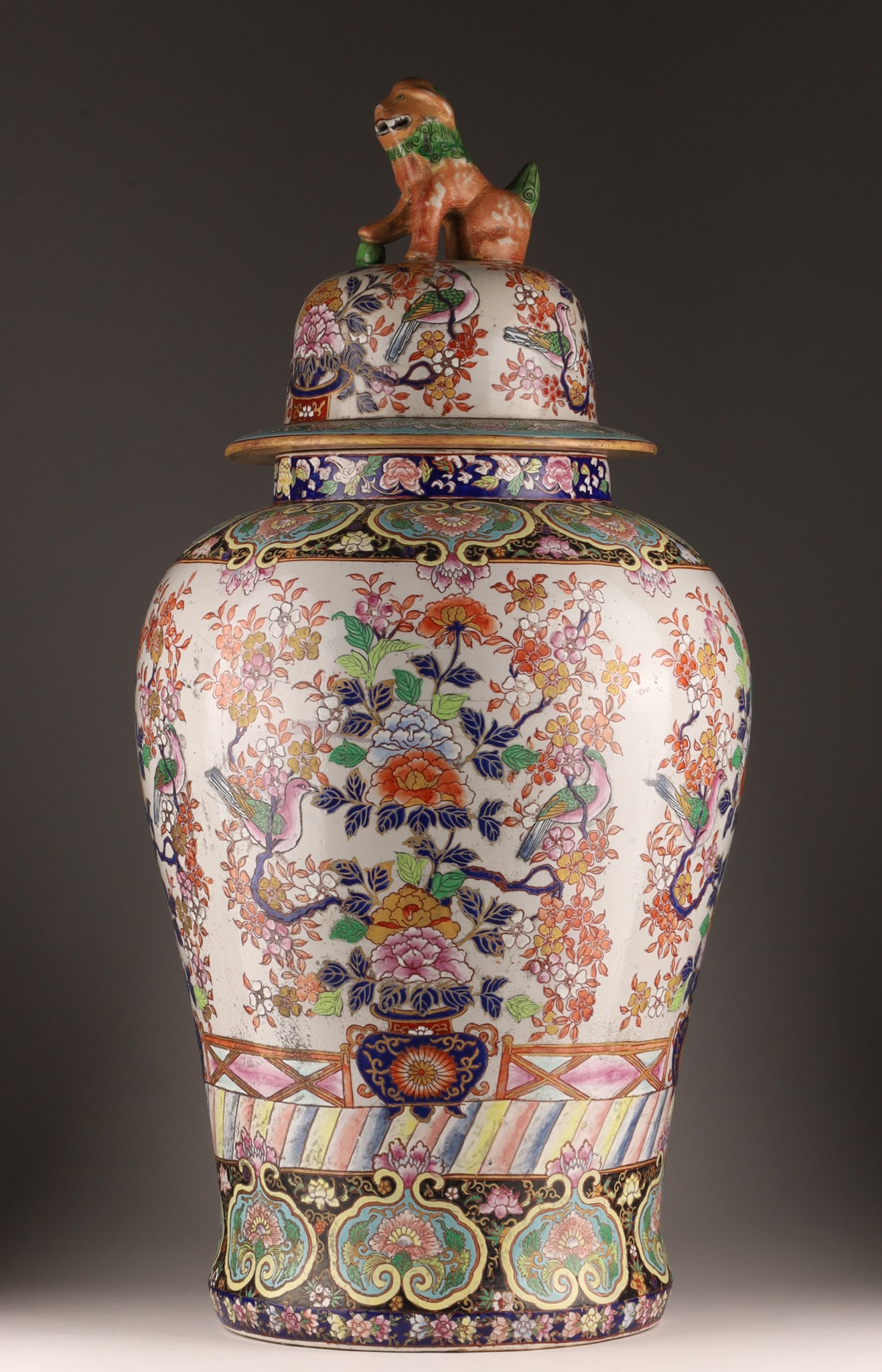 Very Large Antique Chinese Covered Urn (1 of 18)