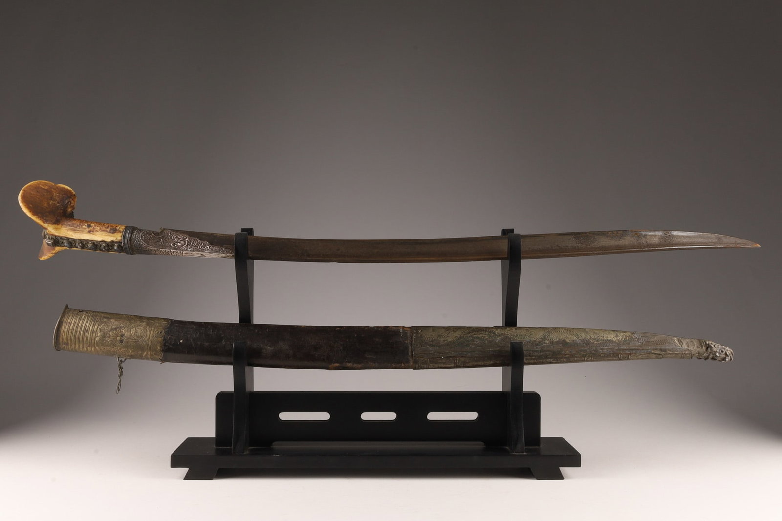 19th C Turkish Ottoman Janissary Yatagan Sword (1 of 11)