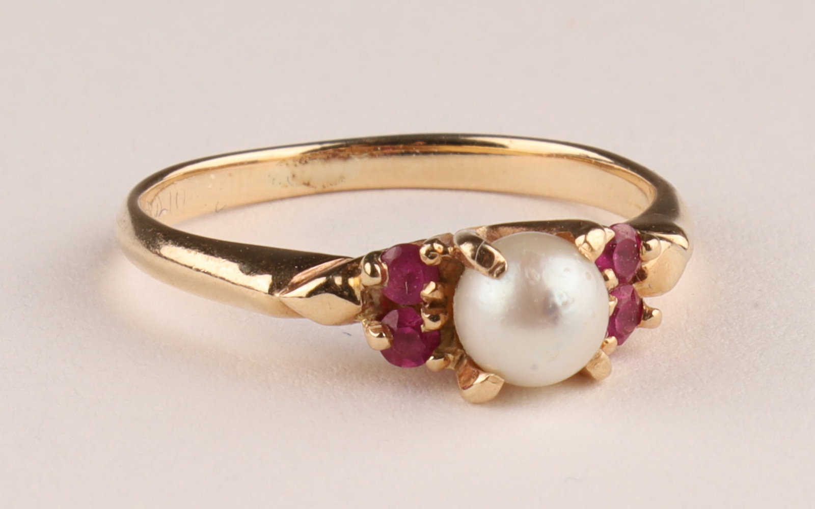 10K Gold, Pearl and Pink Spinel Lady Ring Size 5: 10K Gold, Pearl and Pink Spinel Lady Ring Size 5, 1.7 grams.
