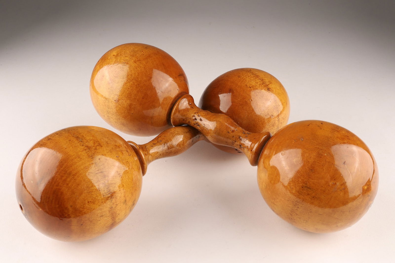 Pair 19th C Antique Victorian Wood Dumbbells: Pair 19th C Antique Victorian Wood Dumbbells Free Weights. 10 inches L.