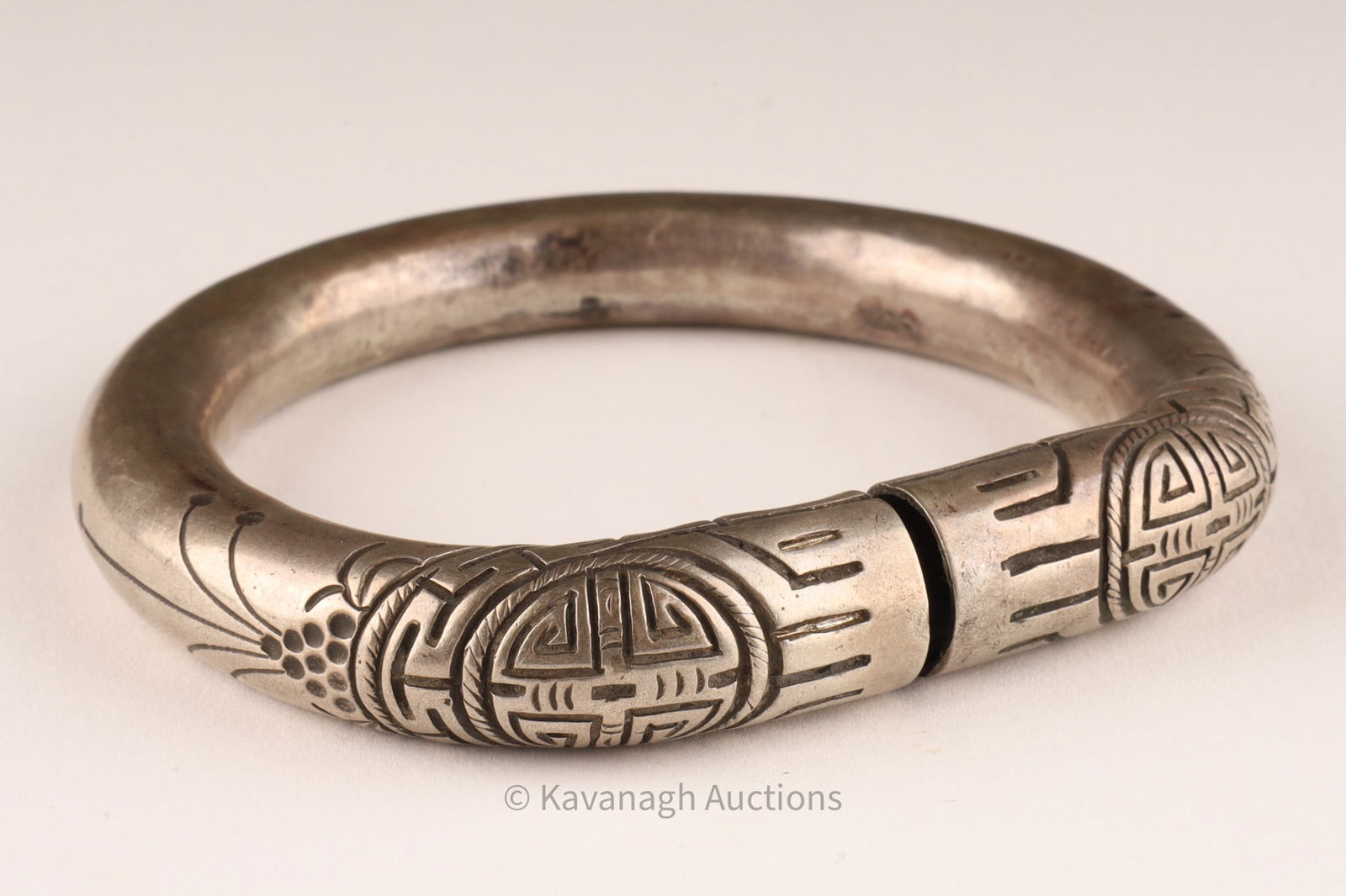 Antique Chinese Silver Cuff Bangle Bracelet (1 of 5)