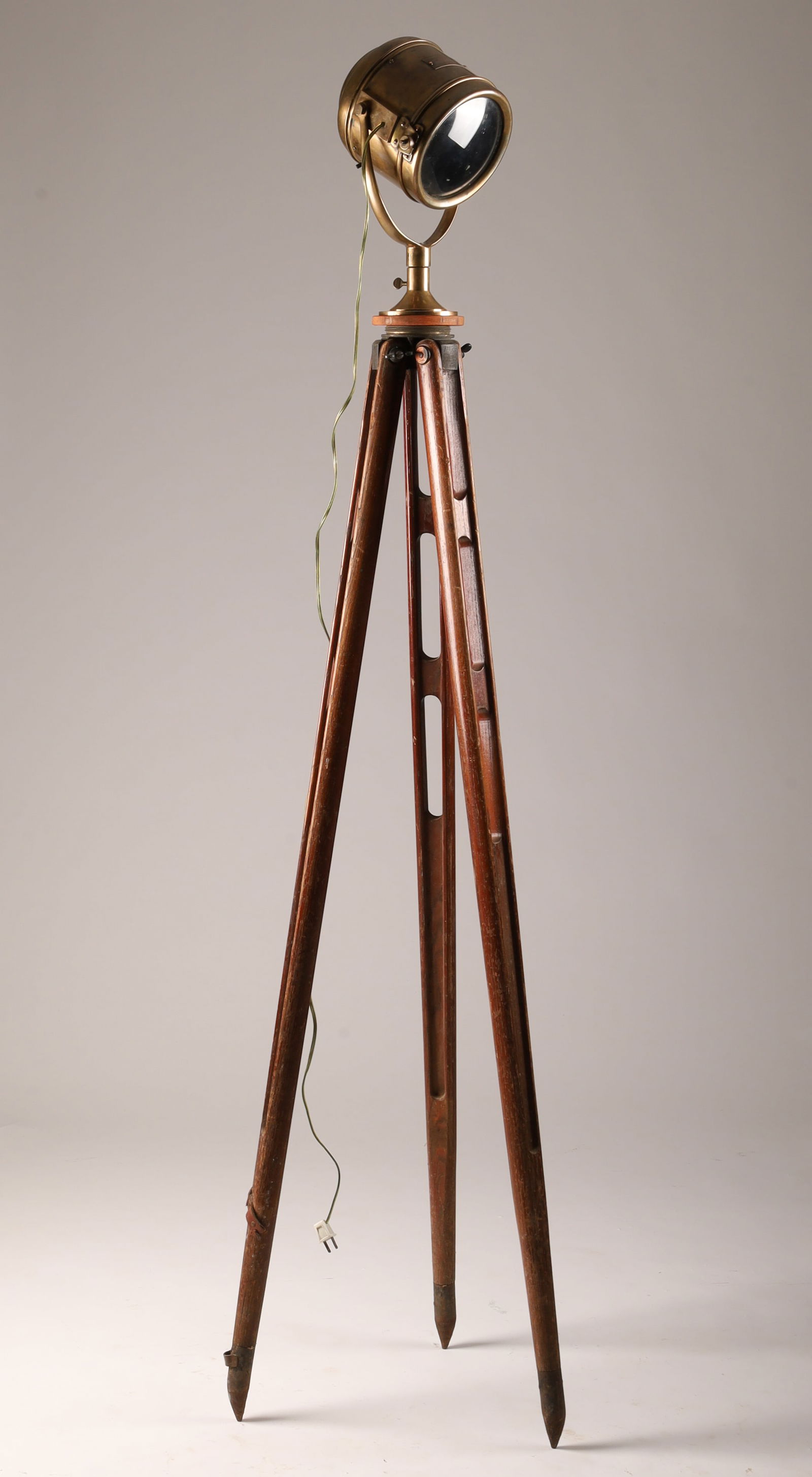 Antique Nautical Brass Searchlight Tripod Lamp (1 of 10)