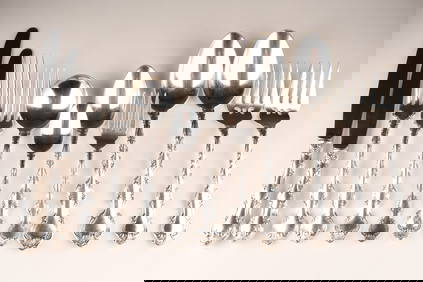 Birks Louis France Silverplate Regency Cutlery Set (1 of 7)