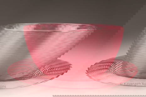 Murano Venini Threaded Art Glass Bowl / Underplate: Murano Venetian Threaded Art Glass Bowl And Underplate. Underplate measures 6.75 inches W, bowl measures 5 inches W x 2.5 H.