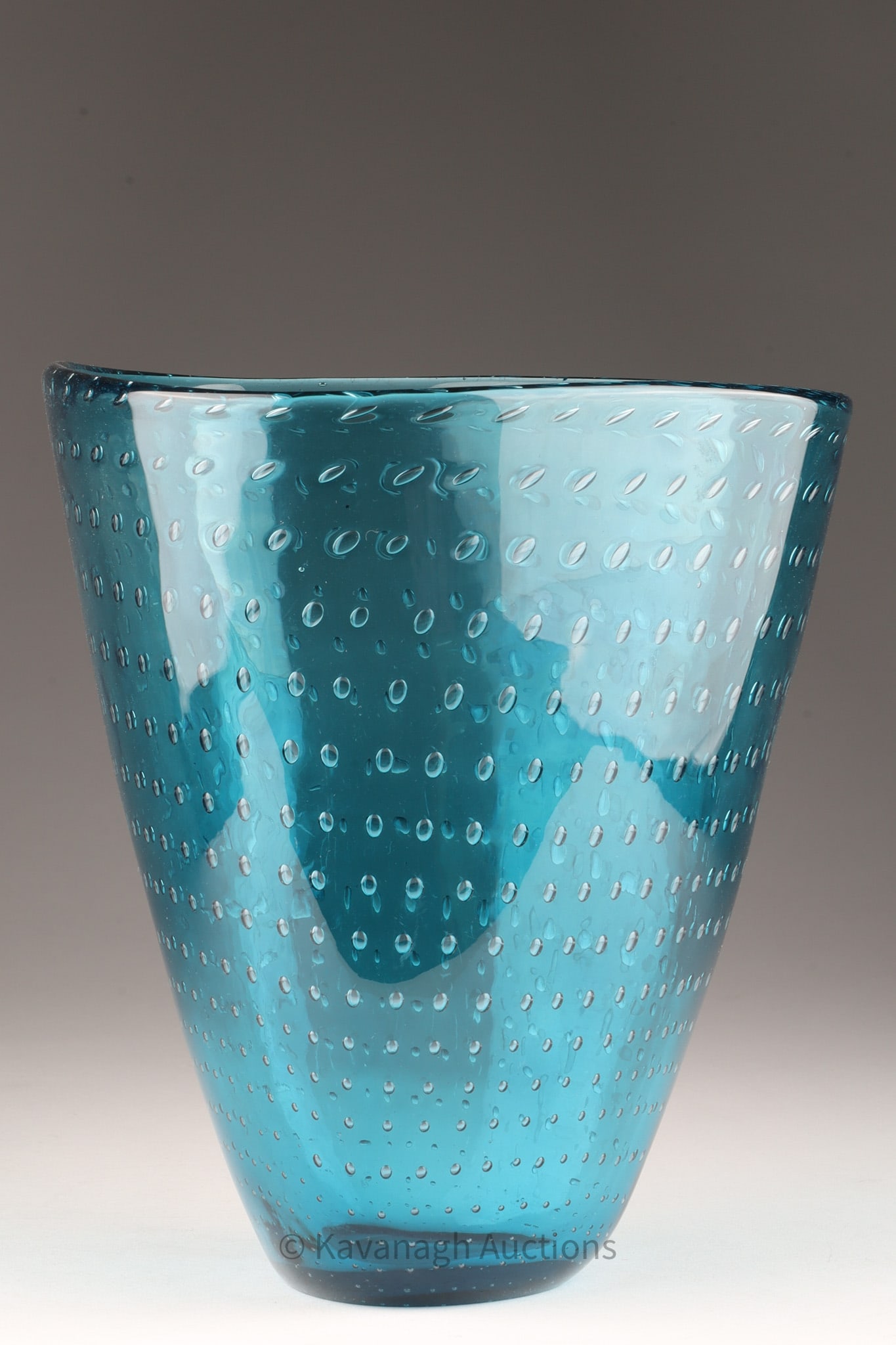 Signed 1950s Vicke Lindstrand Control Bubble Vase (1 of 6)