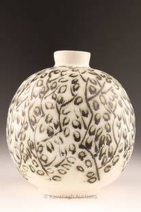 Joseph David Broudo MCM American Art Pottery Vase: Joseph David Broudo Mid Century Modern American Art Pottery Vase. Incised signature on underside, decorated with a geometric foliage pattern. 6.5 inches H x 5.5 W.