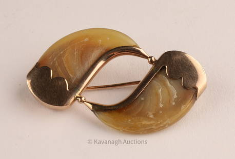 Victorian 14K Gold and Double Tiger Claw Brooch: Victorian Raj 14K Gold and Double Tiger Claw Brooch. Unmarked but acid tested, 6.4 grams total weight.