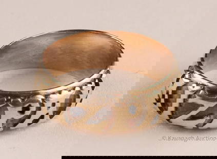 Antique English 10K Gold MIZPAH Ring: Antique English 10K Gold MIZPAH Ring, Hallmarked JHT, 10, E in a leaf. 3.6 grams, size 5.75. Keepsake jewelry was made popular during the Victorian era, Mizpah is a Hebrew word that means watchtower a