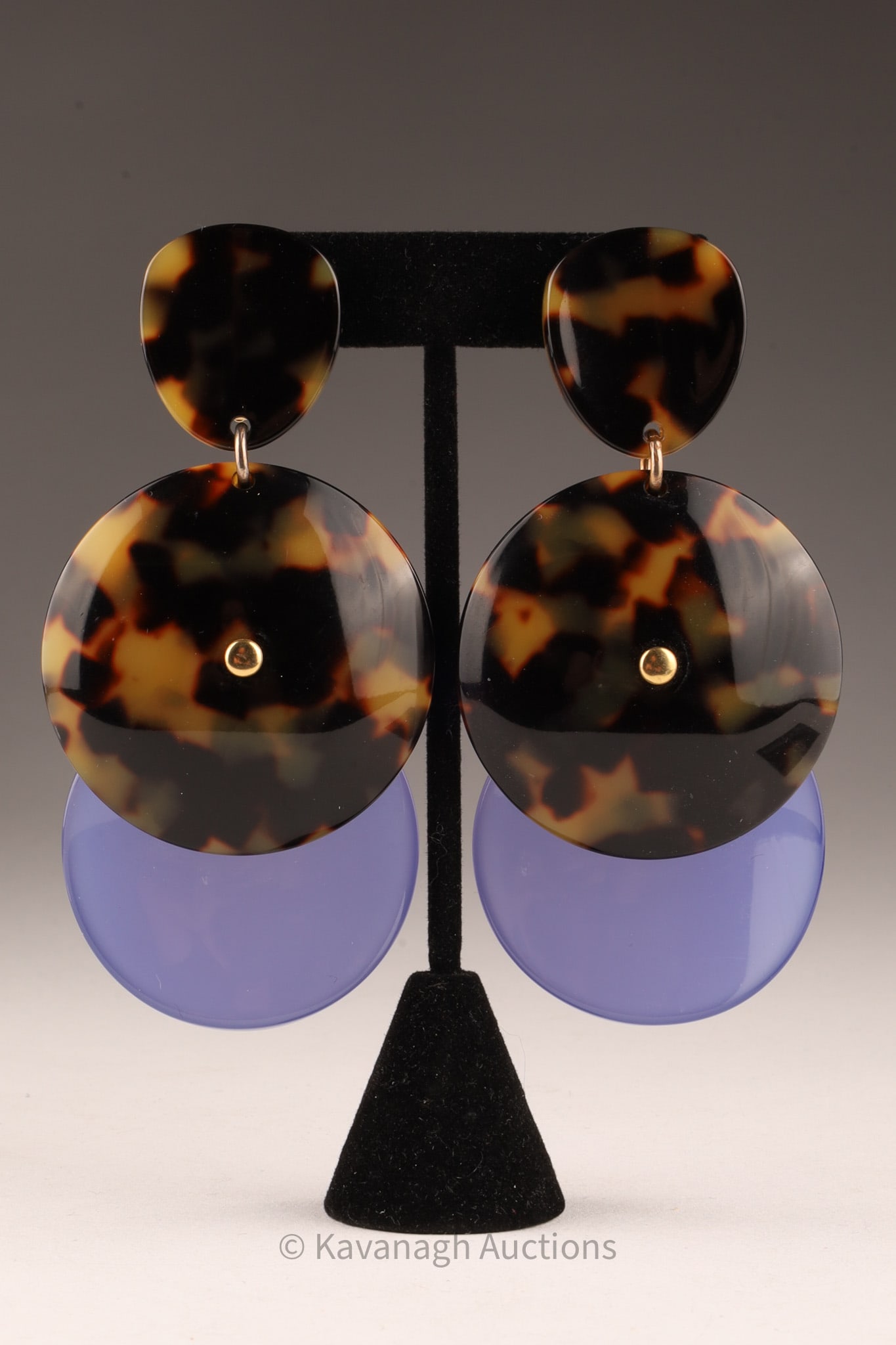 Giorgio Armani Modernist Faux Tortoiseshell Clip on Earrings: Giorgio Armani Modernist Faux Tortoiseshell Clip on Earrings4 inches L