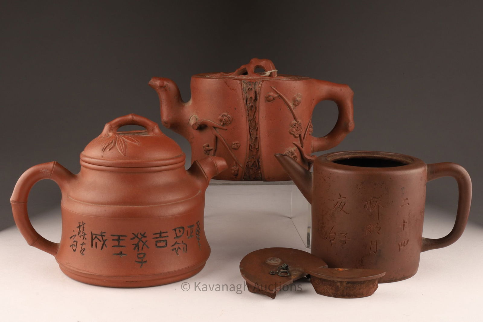 Lot of 3 Chinese Yixing Teapots (1 of 14)