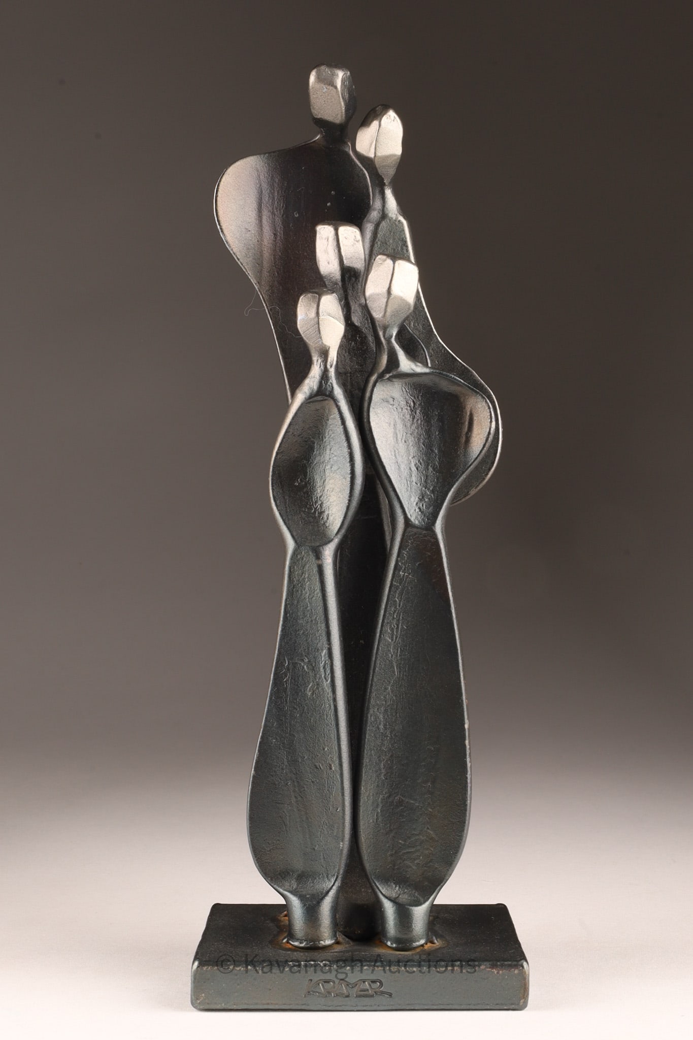 1997 Signed KRAMER Modernist Family Sculpture: 1997 Signed Boris KRAMER Canadian Modernist Steel Family of 5 Sculpture. Marked on base, 1997 10 F 319.. 10 inches H x 3.5 W x 2.25 deep.