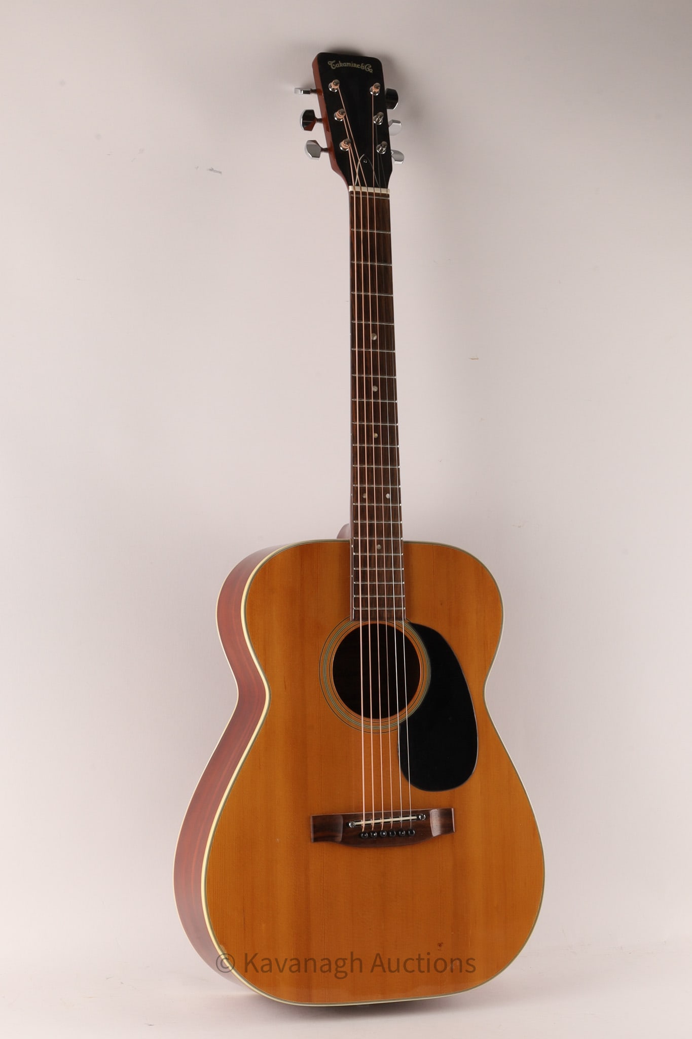 Vintage 1970s Takamine & Co TF-70 Acoustic Guitar: Beautiful tone, crisp and clear, plays like a dream. Made in Japan No case. 38” x 14.5” Some dings and dents