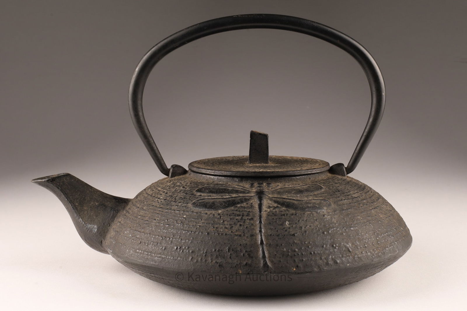 Signed Japanese Tetsubin Cast Iron Dragonfly Teapot (1 of 10)