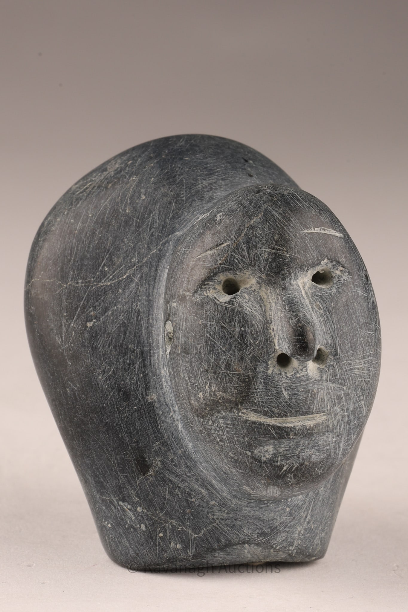 Inuit Soapstone sculpture of a portrait / Stone Carving Human Head (1 of 5)
