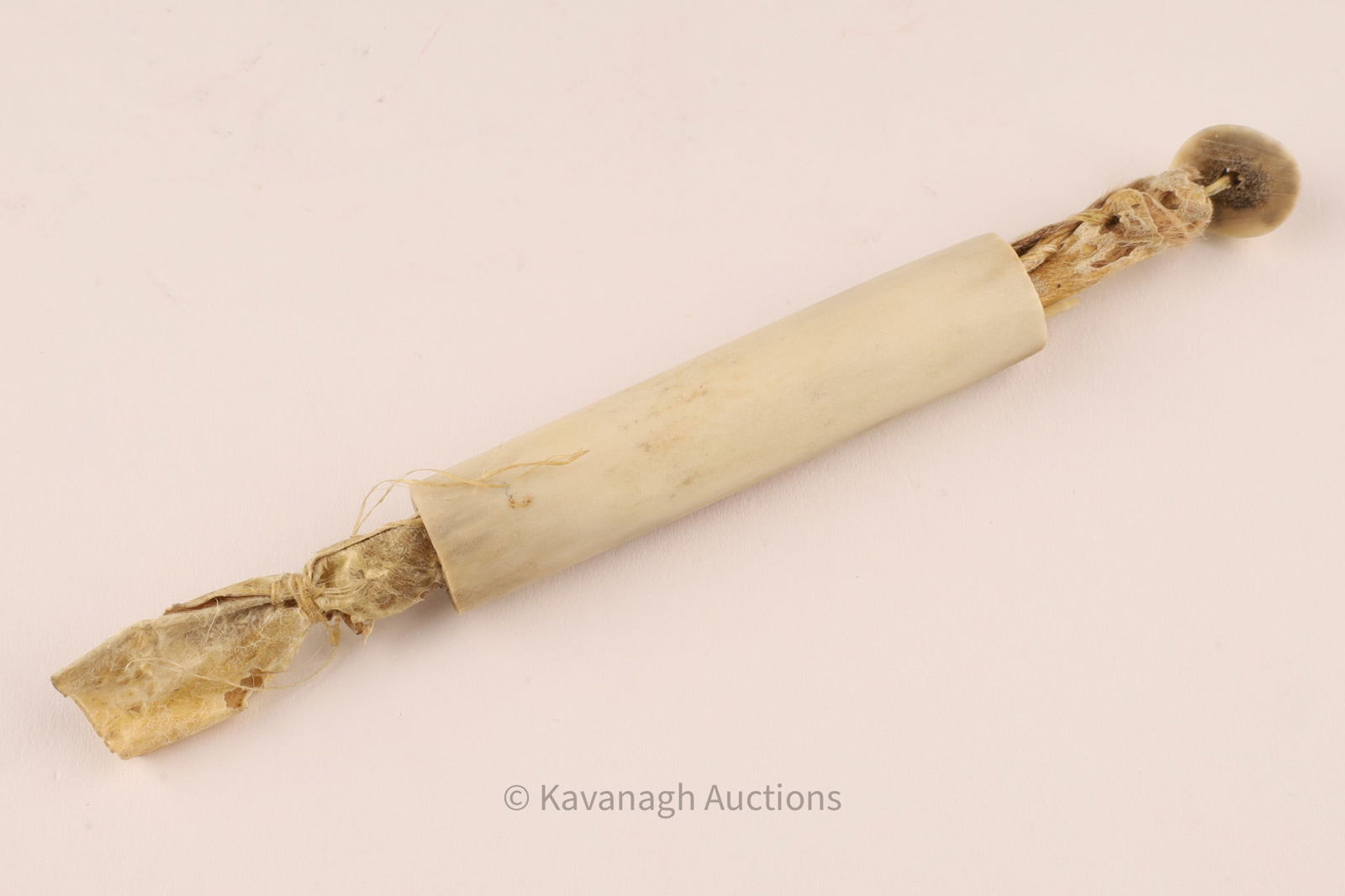 Traditional Inuit seal-oil lamp wick holder (qulliq wick trimmer/holder) (1 of 4)