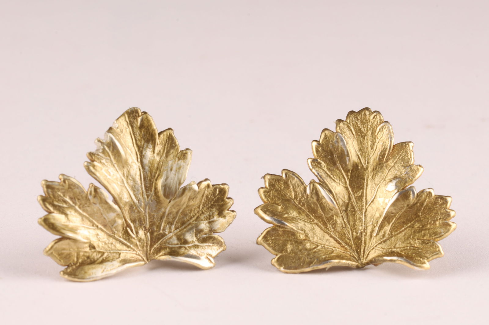 Claude Lalanne (1925-2019) Attrib. Pair of Gold-Plated Earrings, Grosseliers, Artcurial (1 of 6)