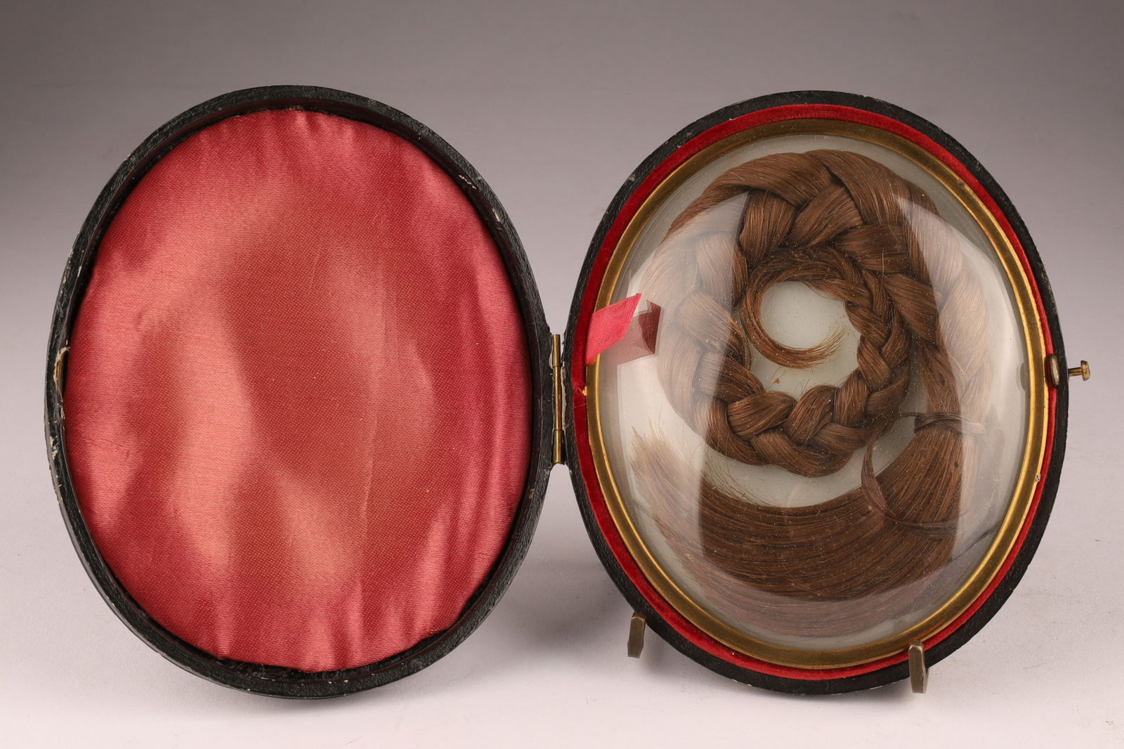 Victorian Mourning Hairwork Keepsake in Original Oval Case, c. 1850-1880 (1 of 6)