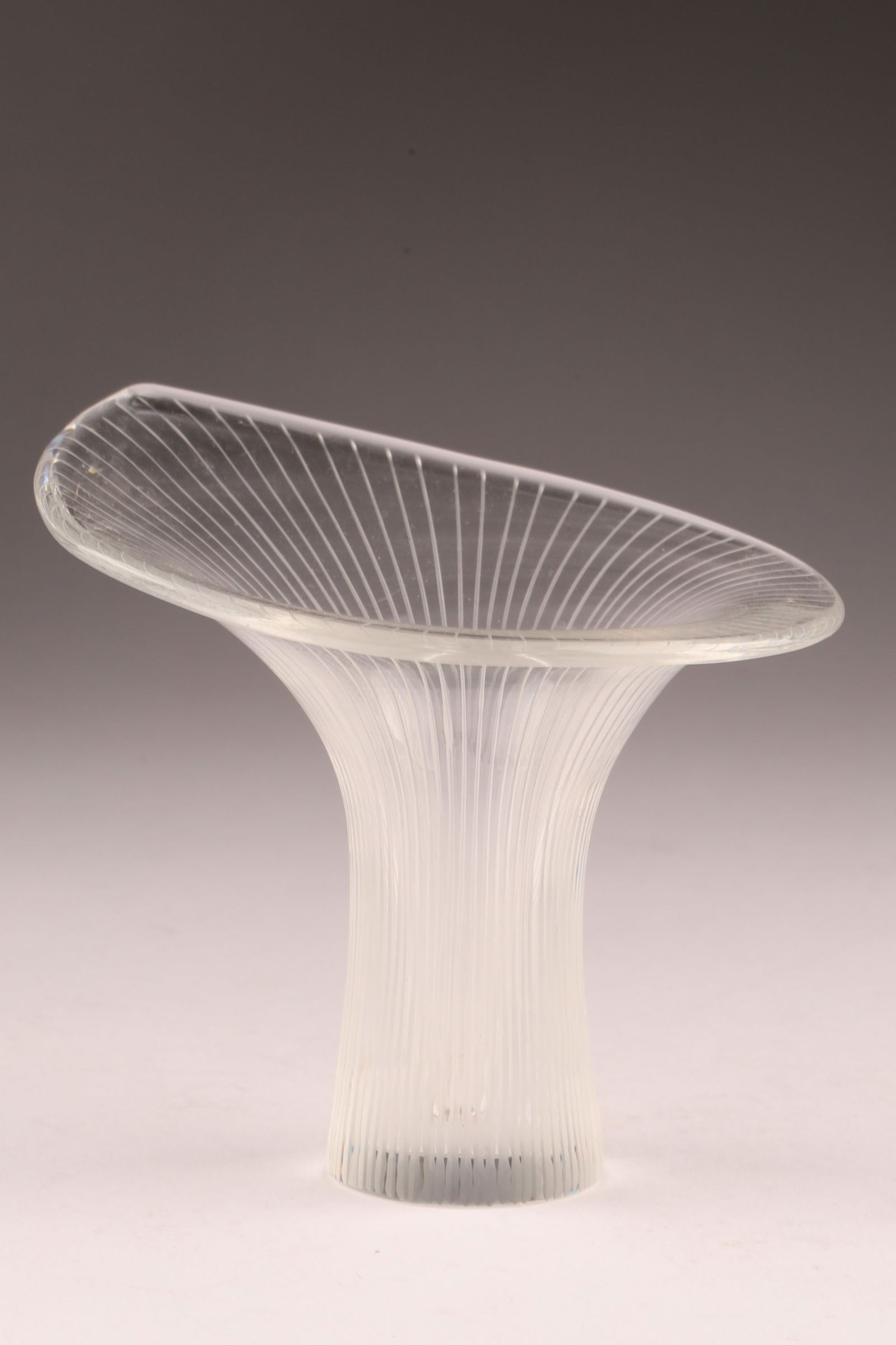 IITTALA TAPIO WIRKKALA Finnish 'Kantarelli' Glass Vase Small (1 of 5)