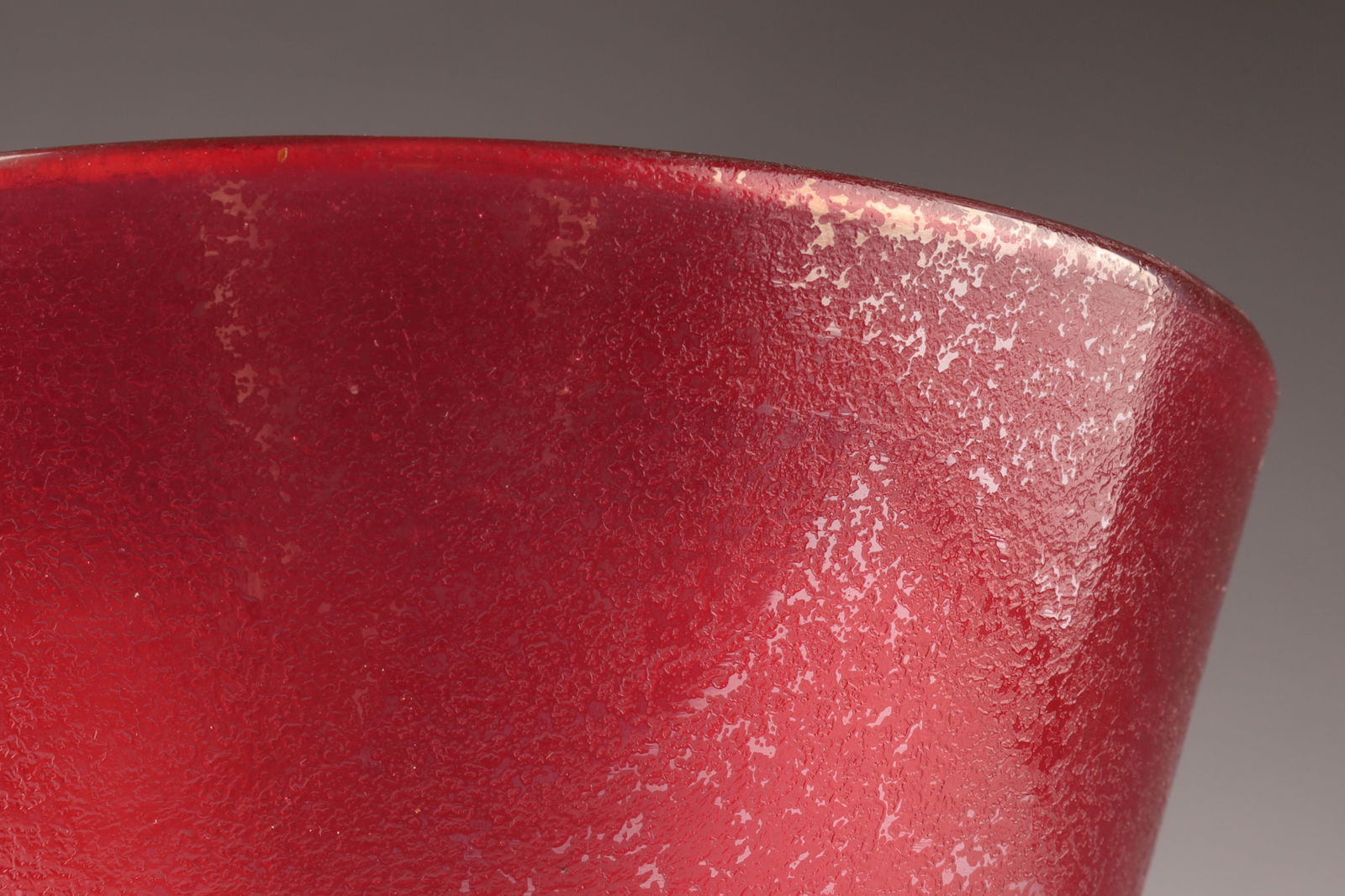 VENINI CARLO SCARPA Corroso Art Glass Vase, Ruby Red, 1940s - 4