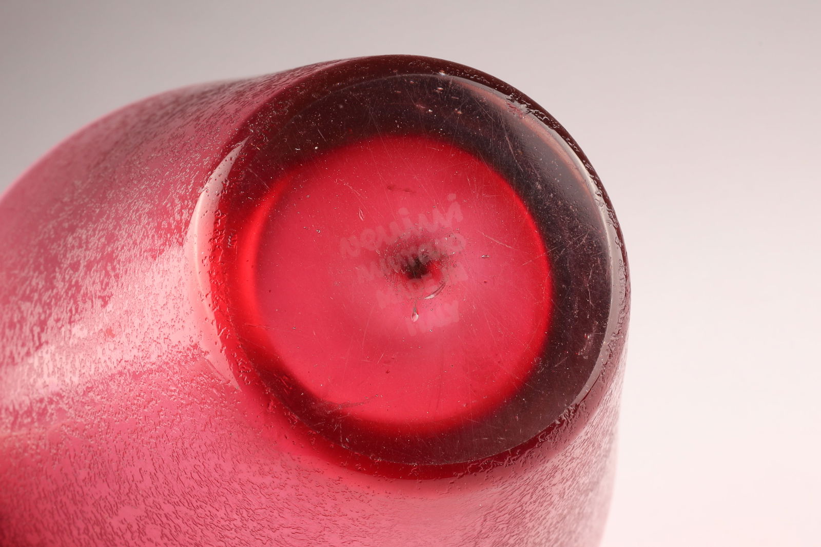 VENINI CARLO SCARPA Corroso Art Glass Vase, Ruby Red, 1940s - 5