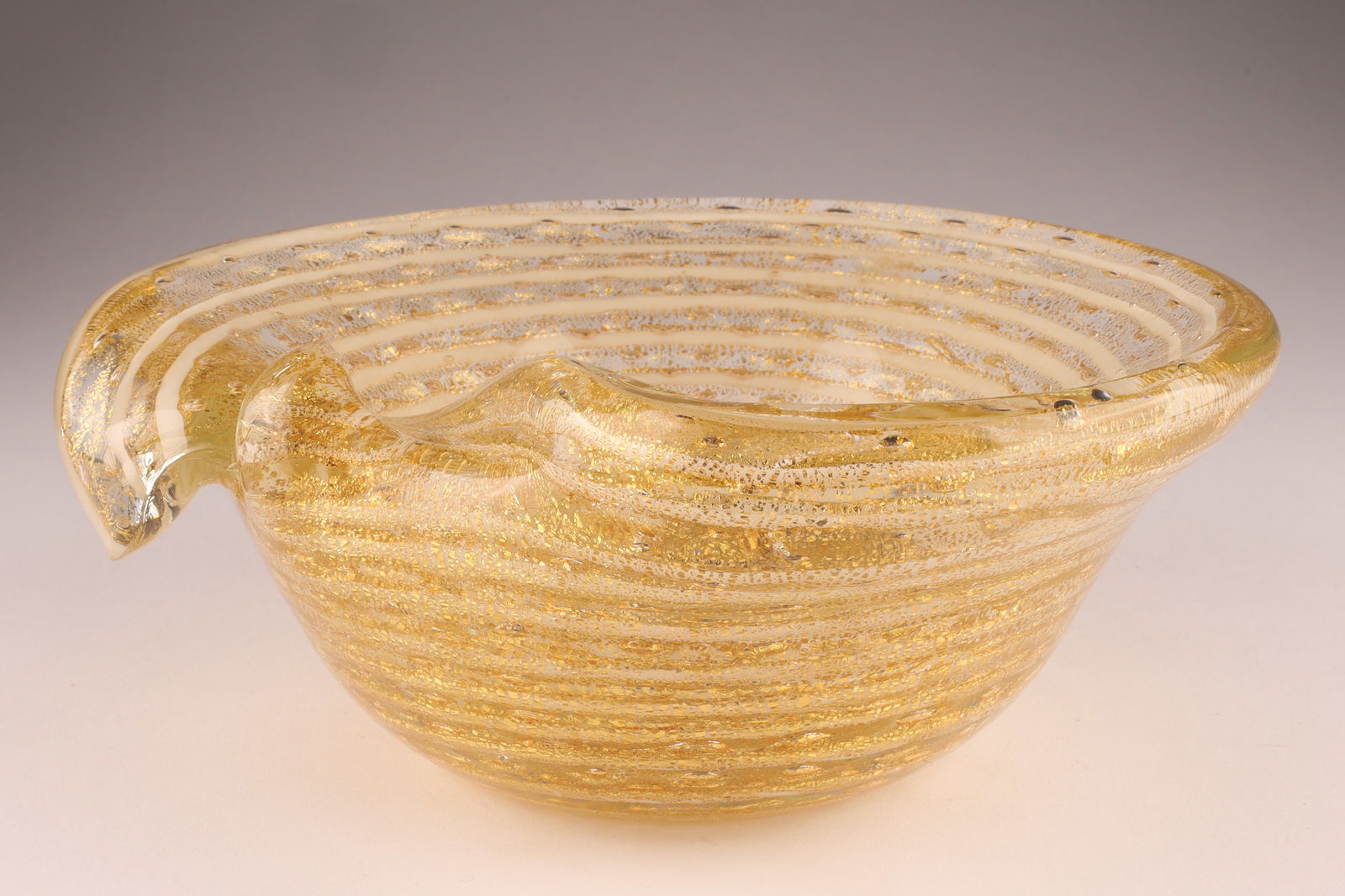 BAROVIER & TOSO Murano Zebrati Textured Glass Bowl, Amber and Gold (1 of 6)