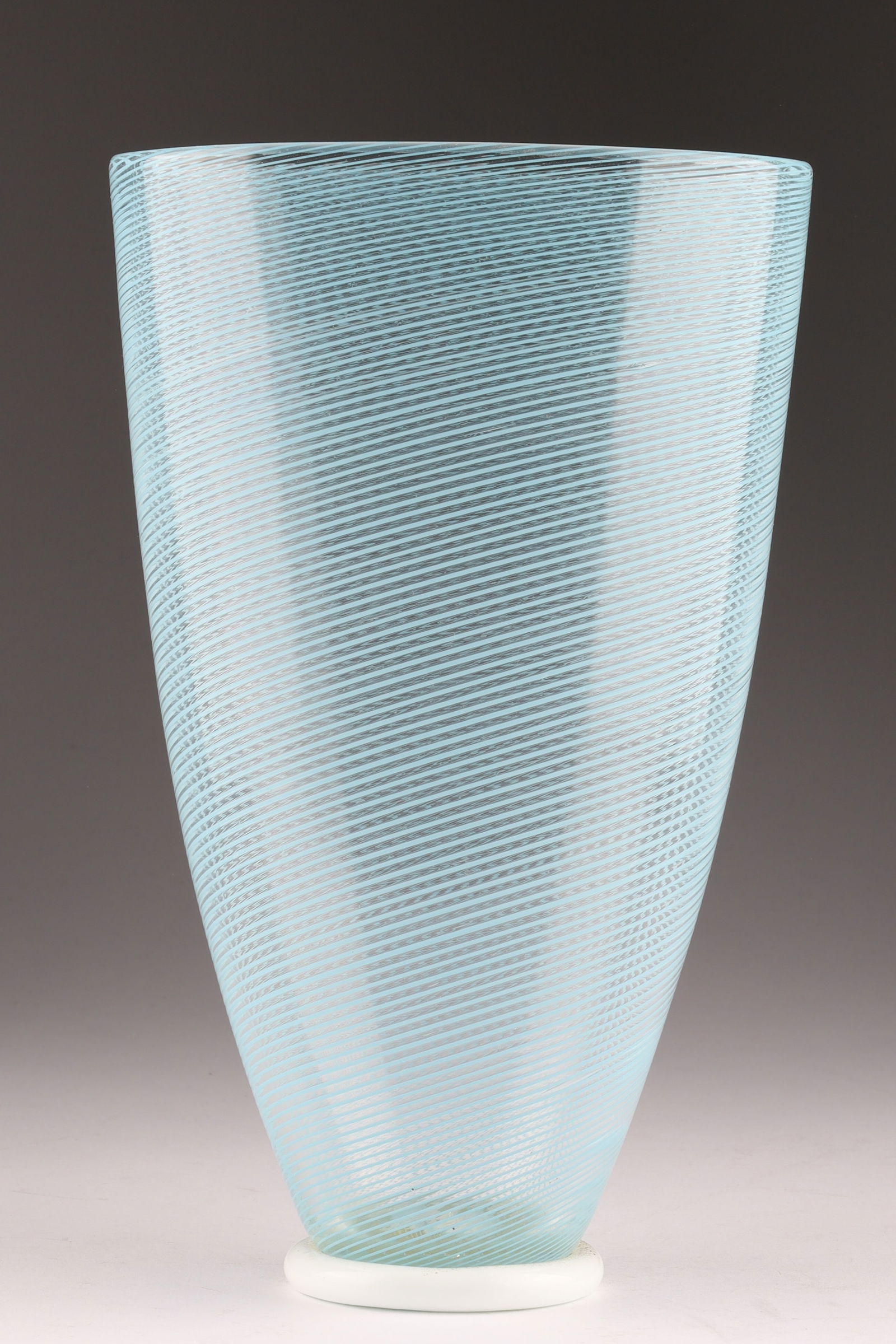 DINO MARTENS AURELIANO TOSO Murano Art Glass Vase, Blue (1 of 6)
