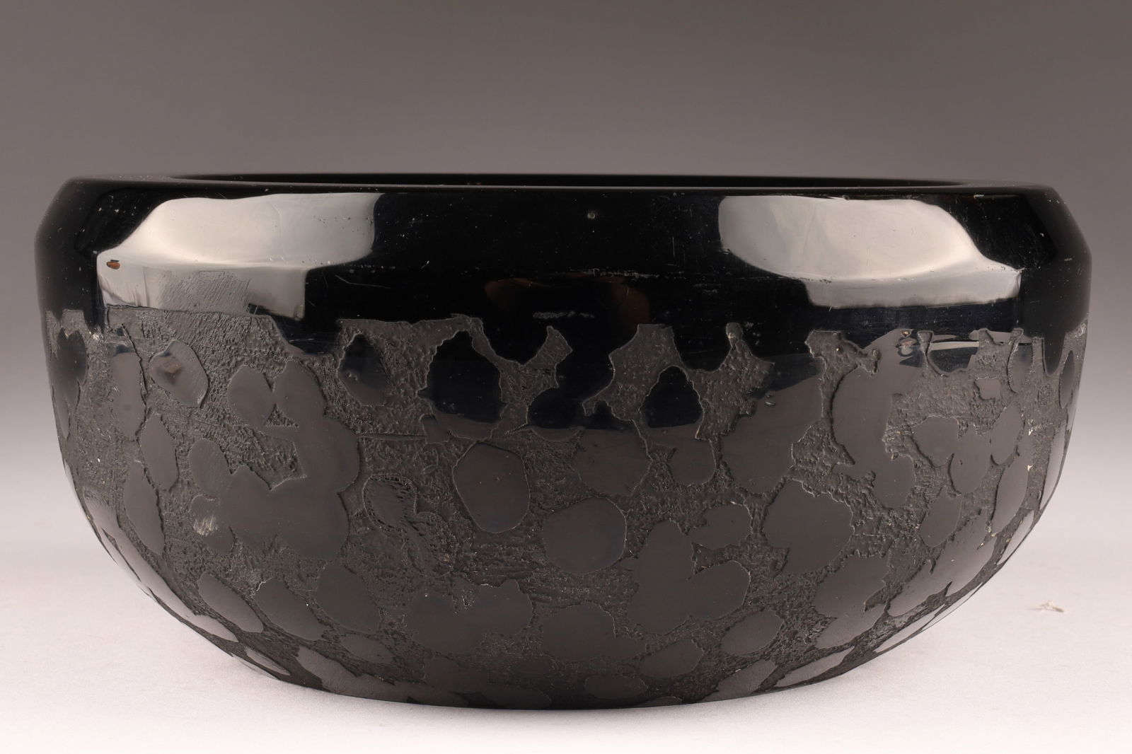 C.V.M. ERMANNO TOSO Murano Heavy Textured Bowl/Ashtray: Designed by Ermanno Toso for C.V.M. in the 1950s, this piece is a heavy bowl or ashtray with textured exterior and embedded murrines in rim. Measuring 7 inches diameter x 3.25 H. From the collection o