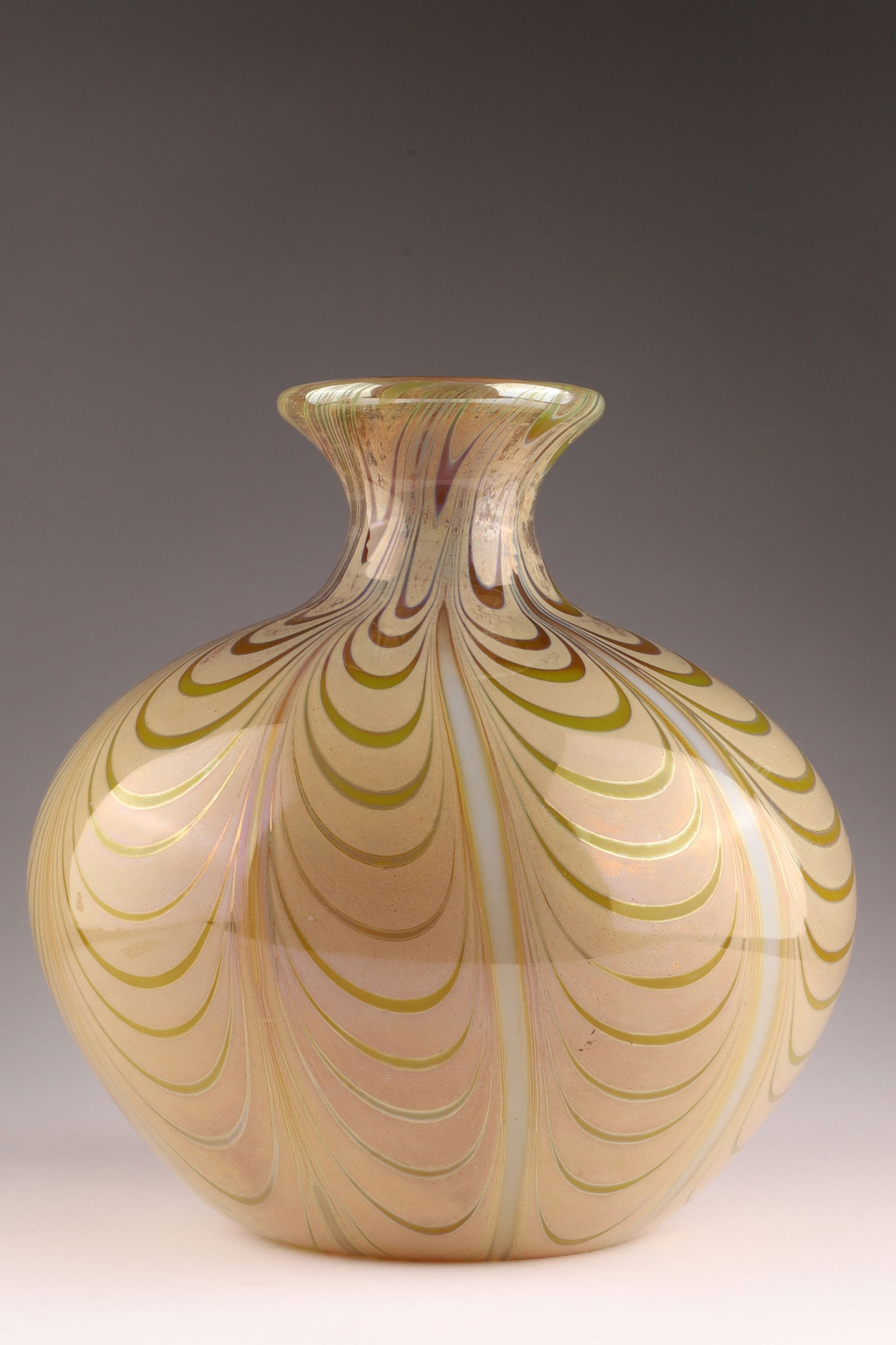 FRANCO MORETTI Murano 'Fenicio' Optic Art Glass Vase, Ribbed (1 of 8)