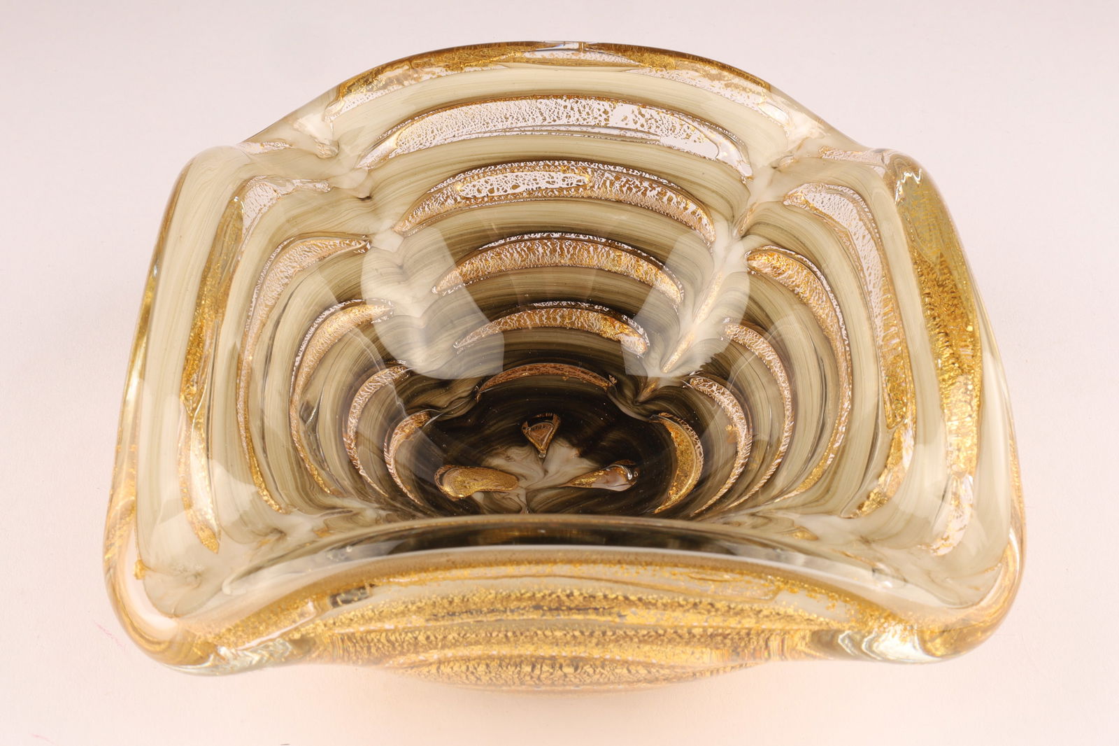 BAROVIER & TOSO Murano Graffito Lattimo Glass Bowl, Gold (1 of 7)