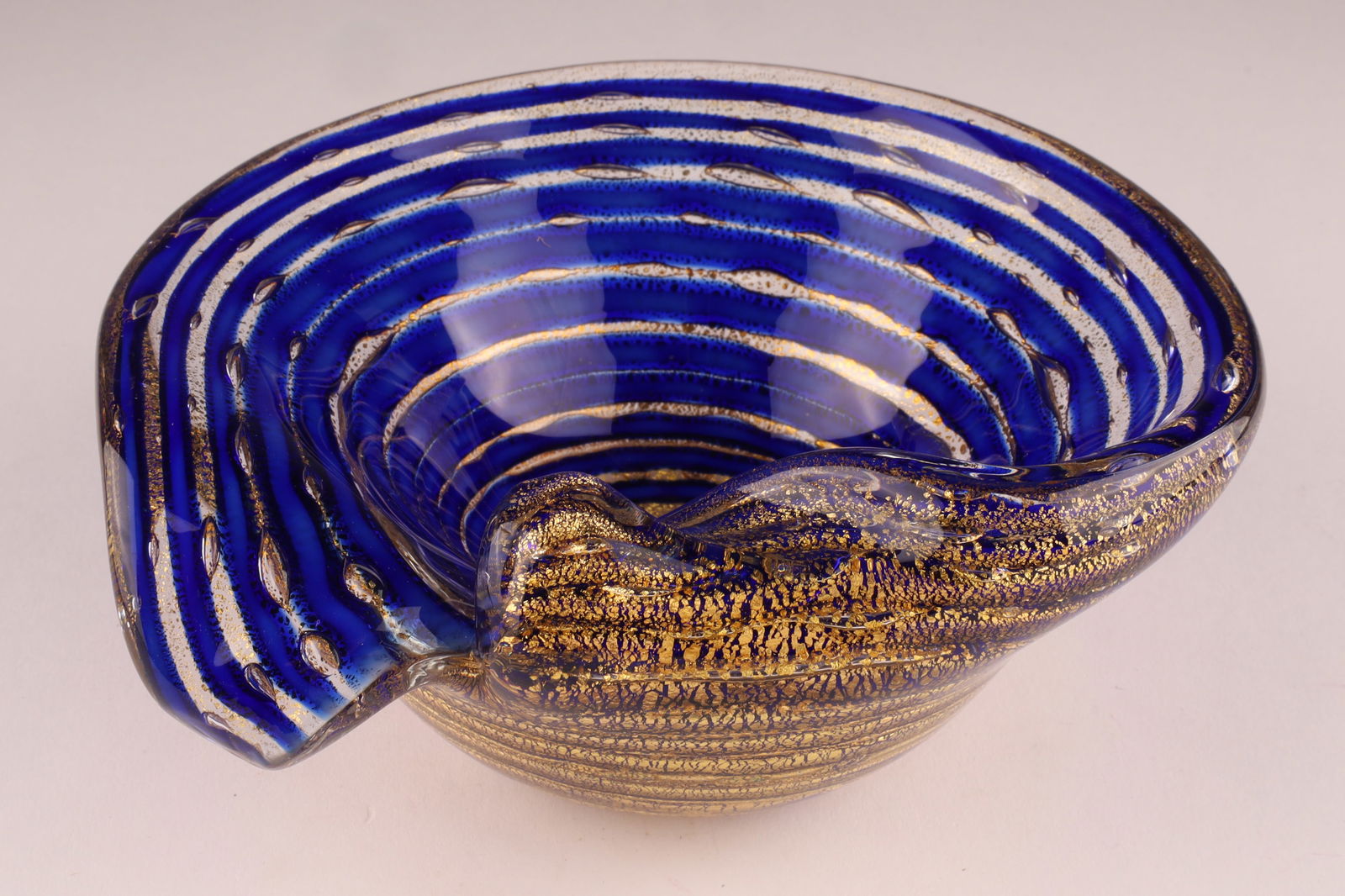 BAROVIER & TOSO Murano Zebrati Bowl, Cobalt Blue, Gold Fleck (1 of 6)