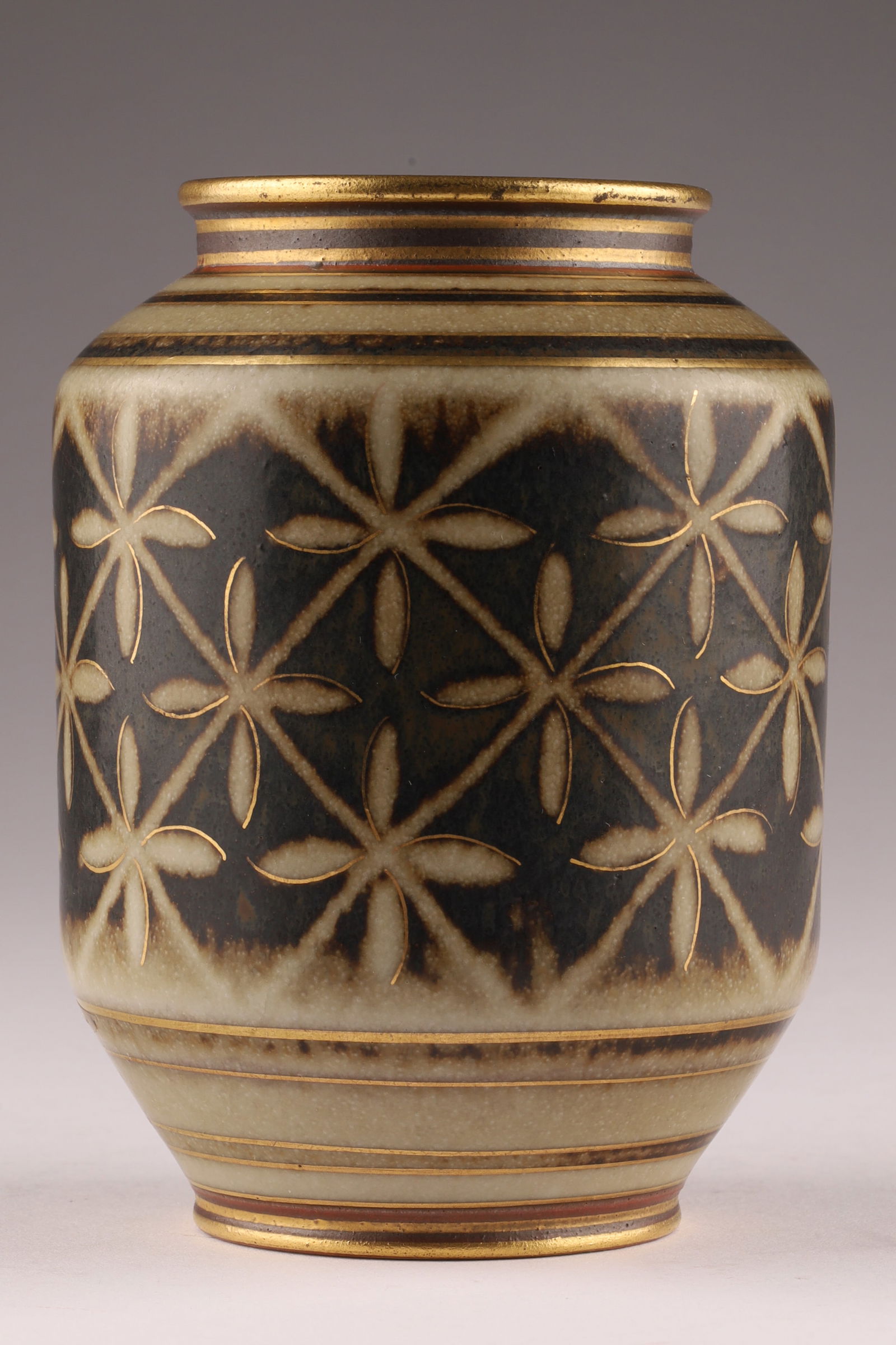 Gunnar Nylund Rorstrand Flambe Vase with Gold Accents Art Deco Star Pattern ALP Marked: A smaller Flambé vase with a stylized star or geometric pattern highlighted by subtle gold lines, a luxurious accent on premium pieces in this Gunnar Nylund series. Produced by Rorstrand, these