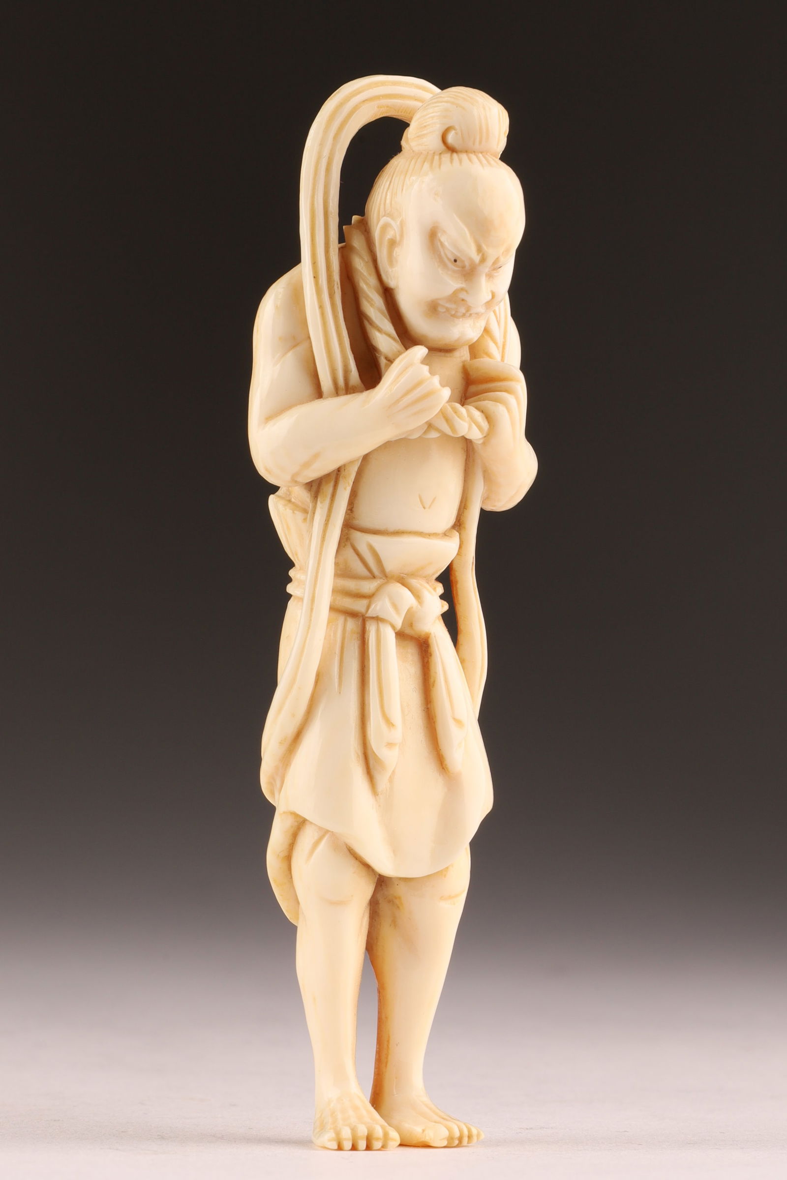 Signed Japanese Figural Nio / Guardian Netsuke (1 of 10)