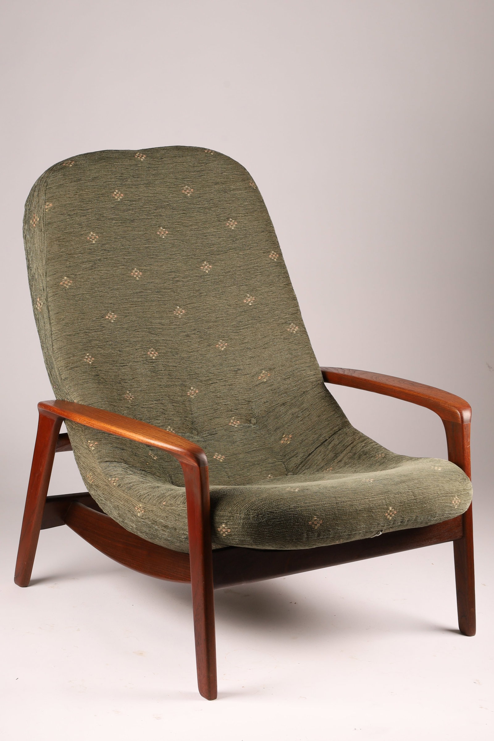 Mid Century Canadian R. Huber Teak Scoop Lounge Chair (1 of 6)