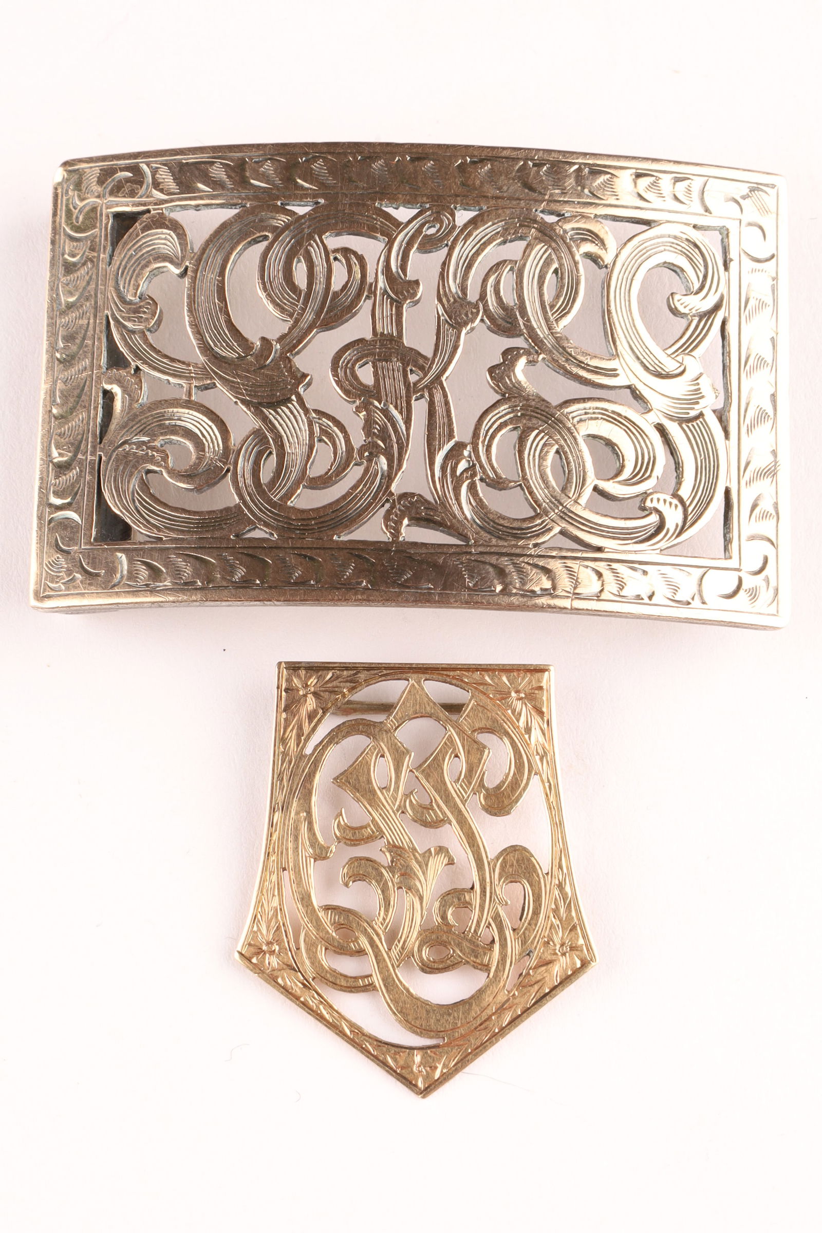 Lot Edwardian Monogram Gilt Silver and 9K Gold Brooches / Buckles (1 of 5)
