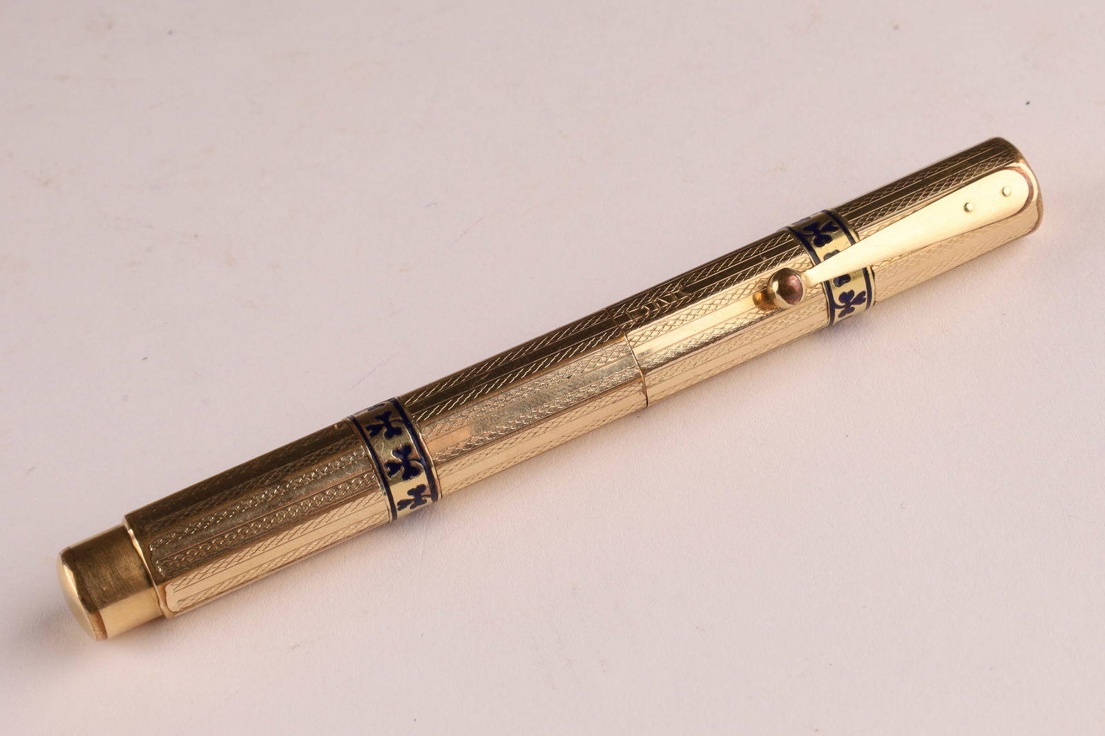 Antique Art Deco Uhlmann's Eterno 18K Rolled Gold Fountain Pen (1 of 6)