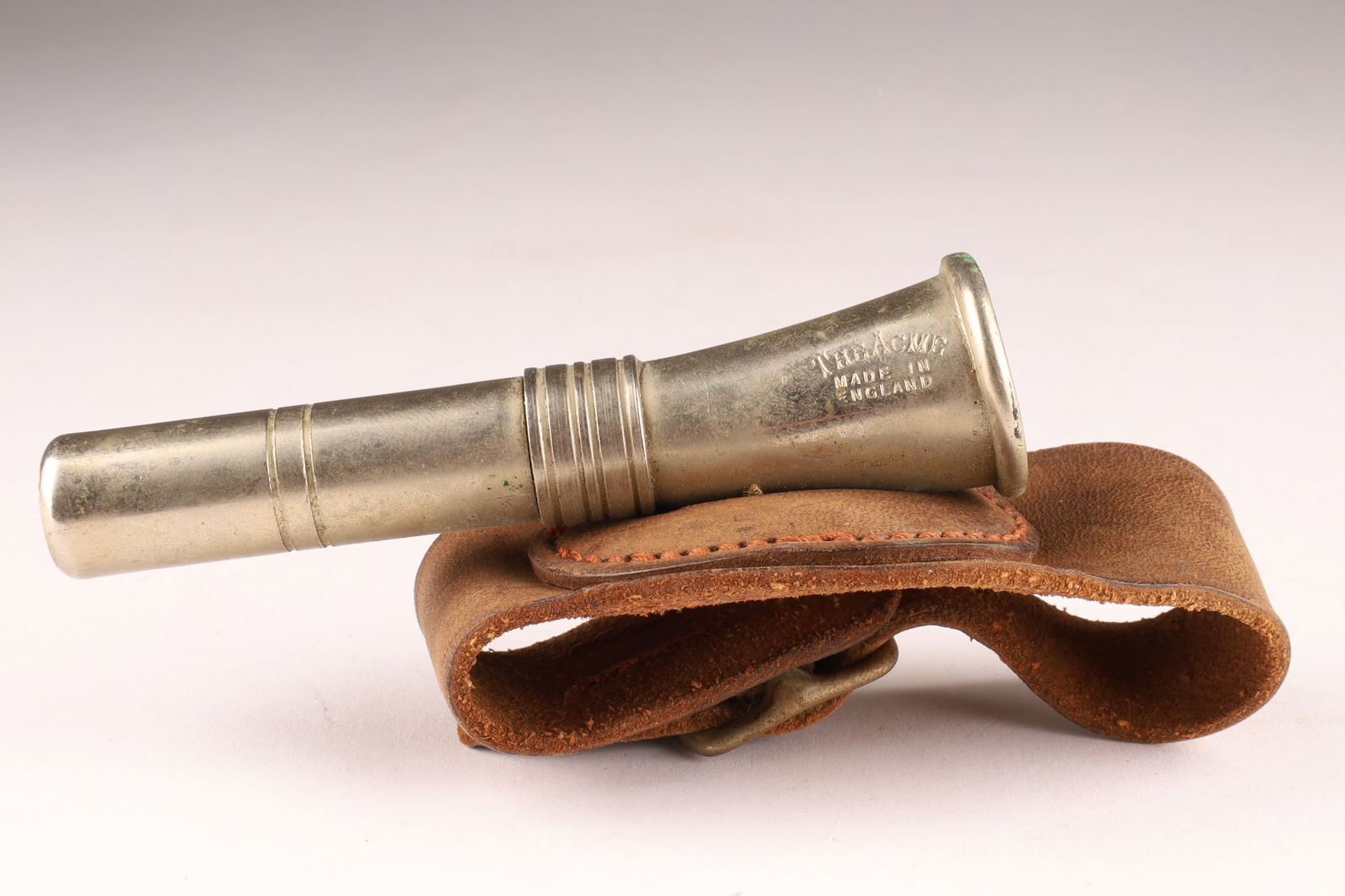 Antique The Acme Dog or Hunting / Referee Whistle (1 of 5)