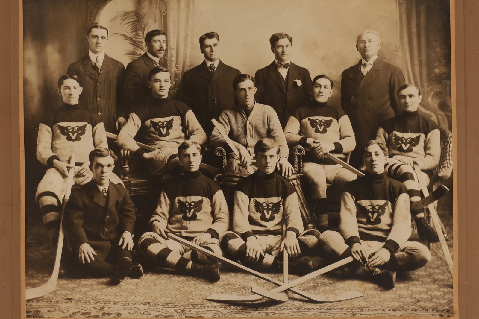 Early 20th Century Ice Hockey Team Photograph, Studio Portrait, Framed (1 of 7)