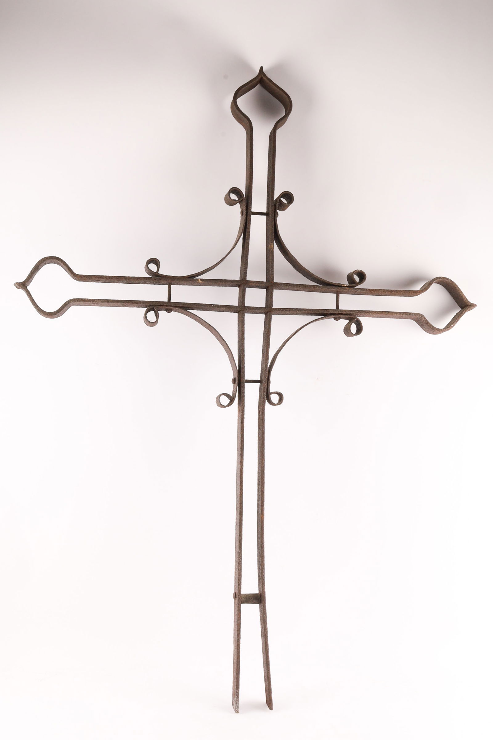 Large Antique French Wrought Iron Cross (1 of 6)
