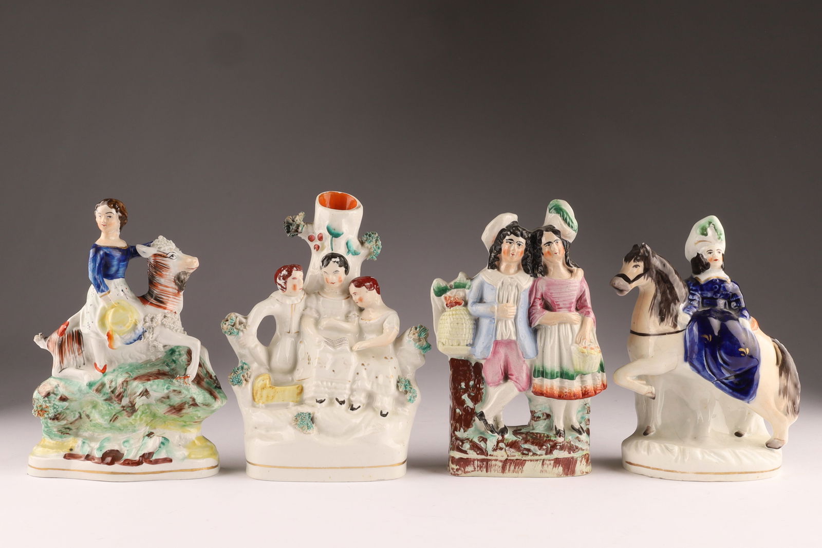 Lot of Four Antique Victorian Staffordshire Figural Statues (1 of 6)