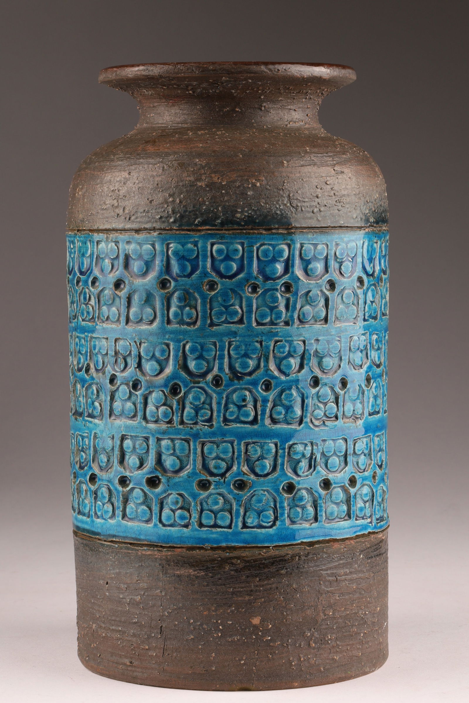 MCM Italian Ceramic Vase Trifoglio Pattern by Aldo Londi for Bitossi Ceramiche (1 of 5)