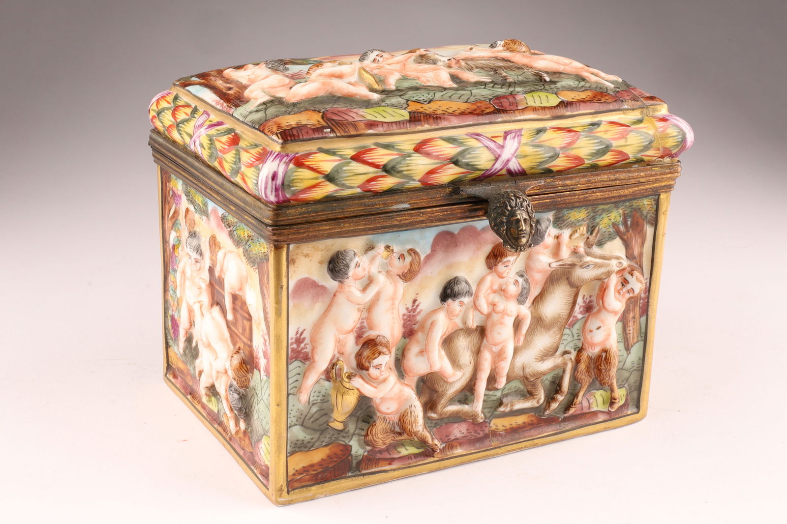 19th C Antique Capodimonte Porcelain Jewelry Casket Decorated with Putti (1 of 12)
